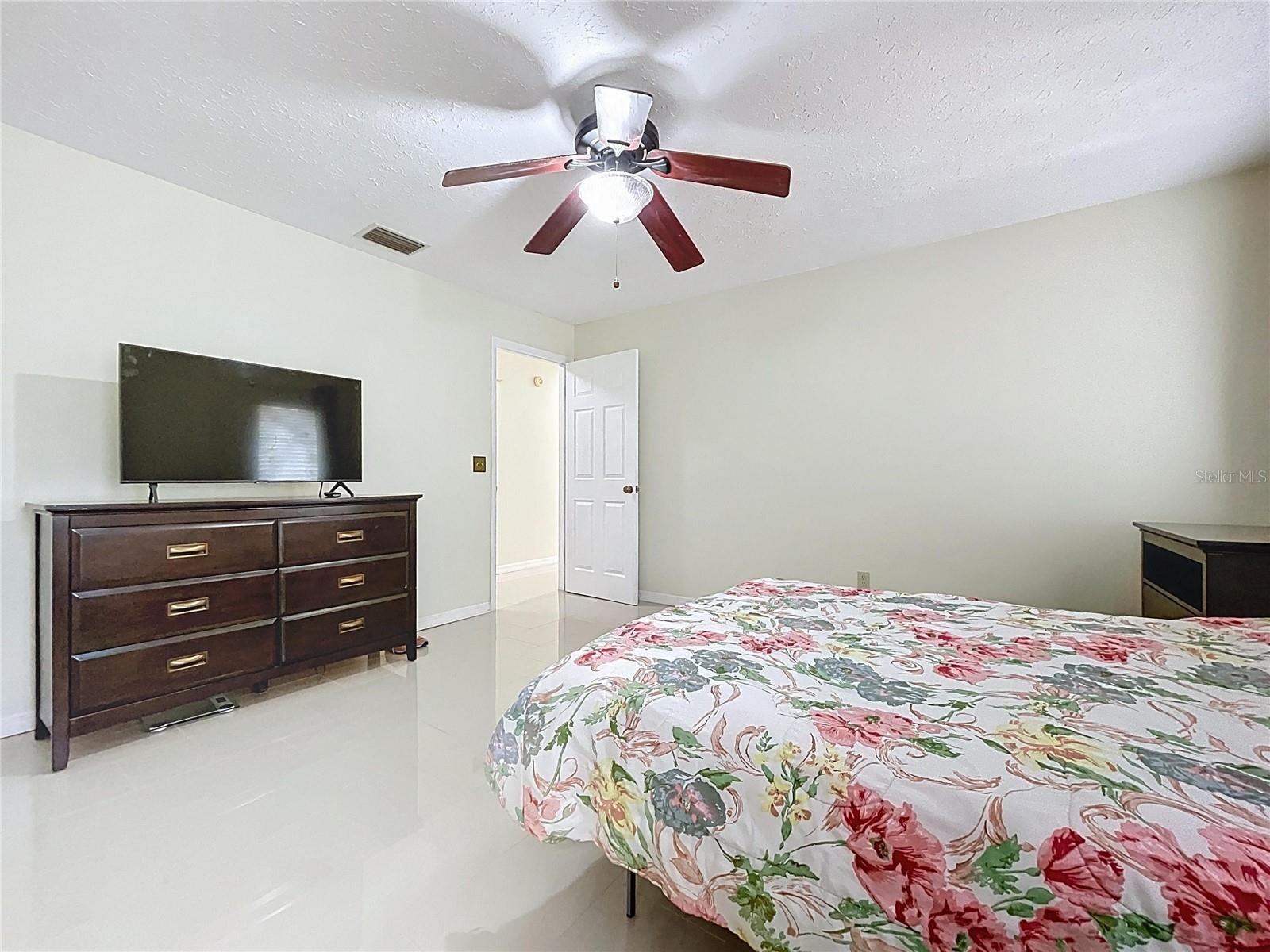 4601 AUTUMNWIND CT, TAMPA, FL, 33624