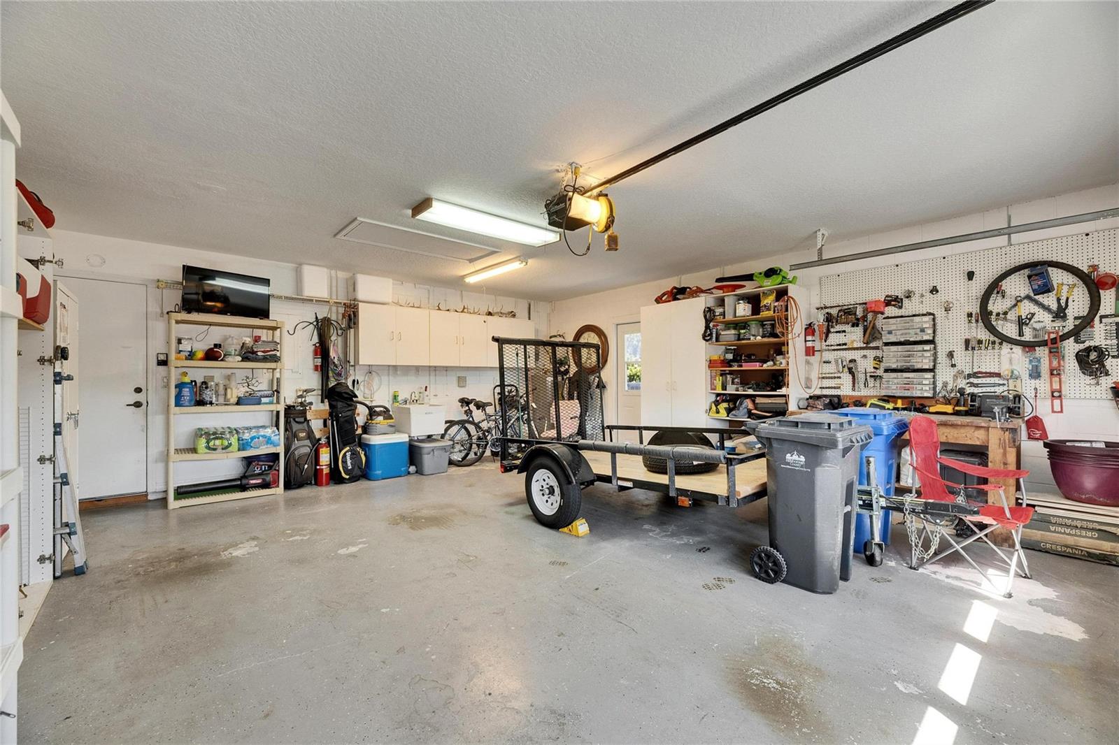 334 NORTHWAY DR, SUN CITY CENTER, FL, 33573