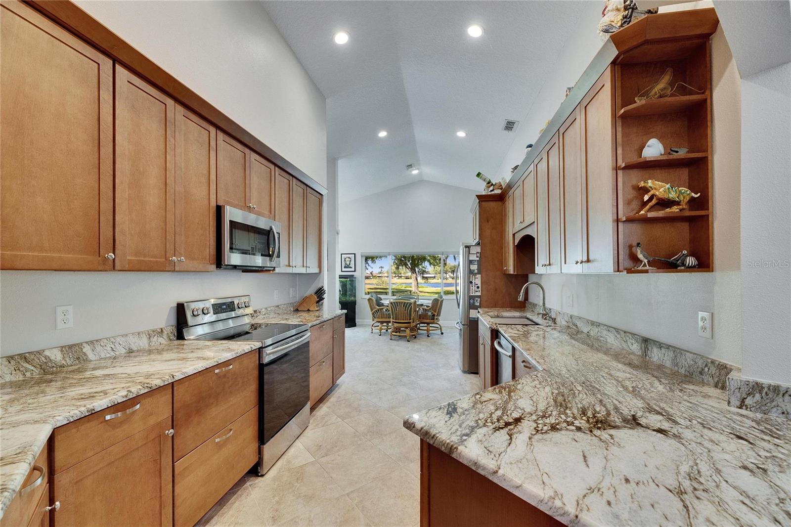 334 NORTHWAY DR, SUN CITY CENTER, FL, 33573