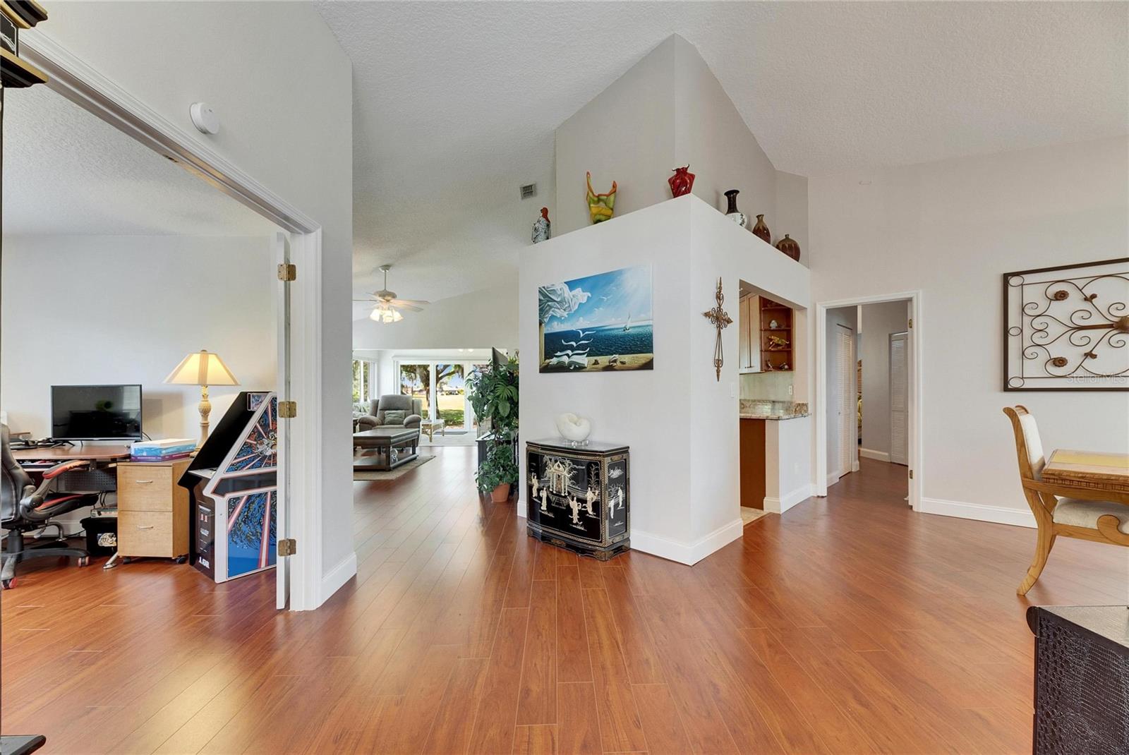 334 NORTHWAY DR, SUN CITY CENTER, FL, 33573