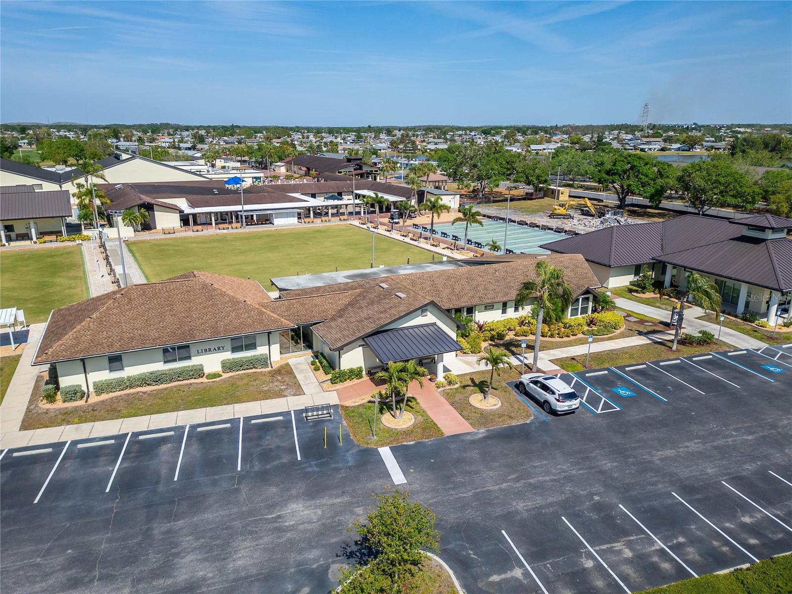 334 NORTHWAY DR, SUN CITY CENTER, FL, 33573