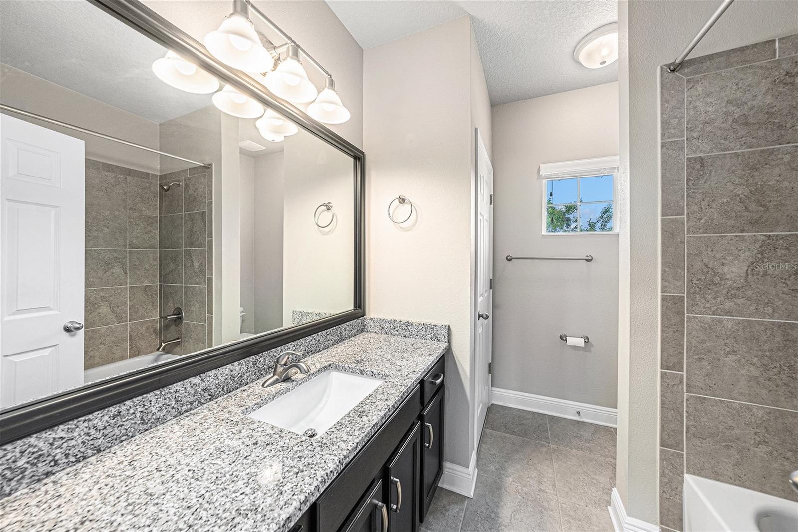 1018 TRACEY ANN LOOP, SEFFNER, FL, 33584