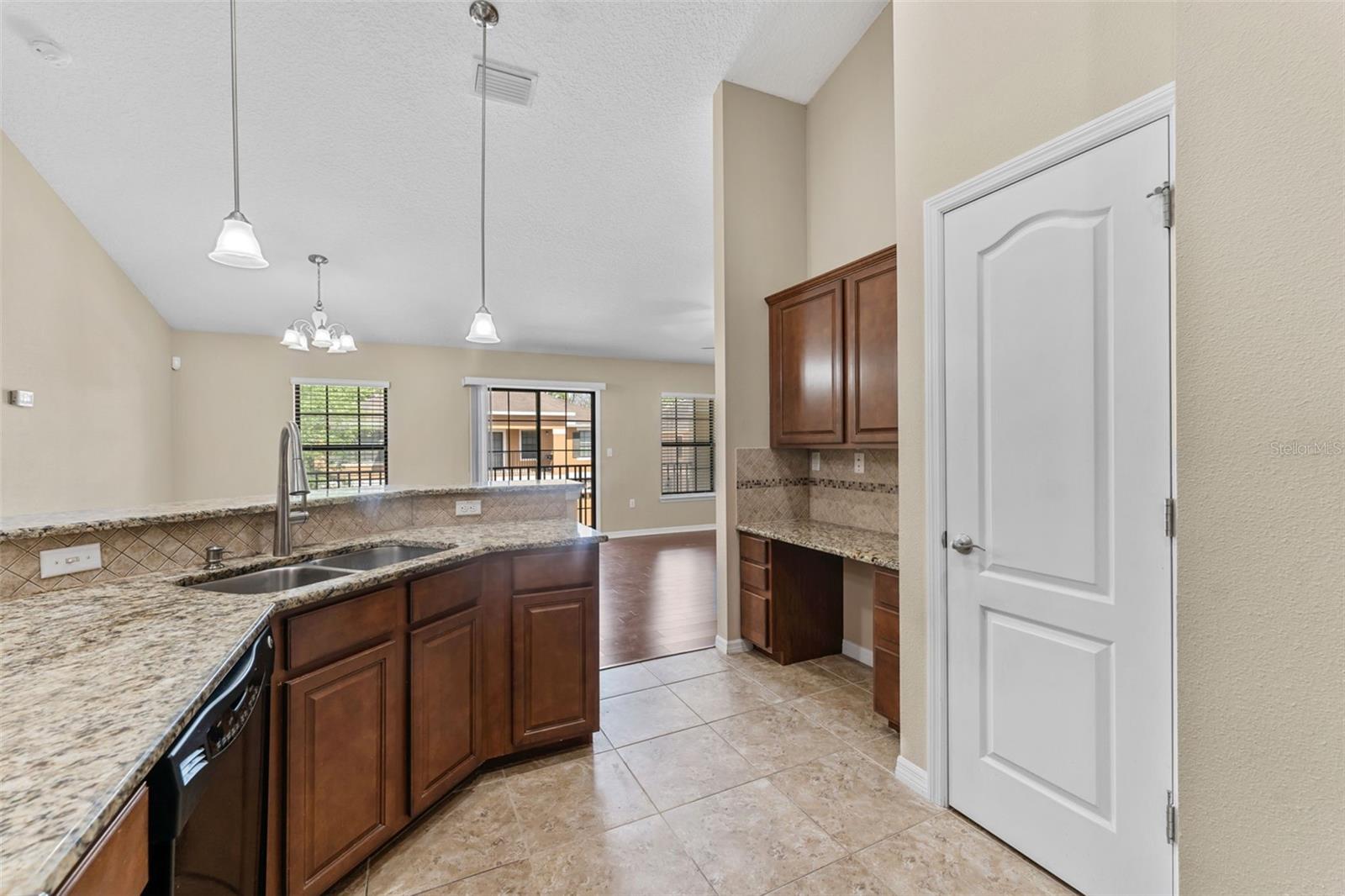 5717 KINGLETSOUND PL, LITHIA, FL, 33547