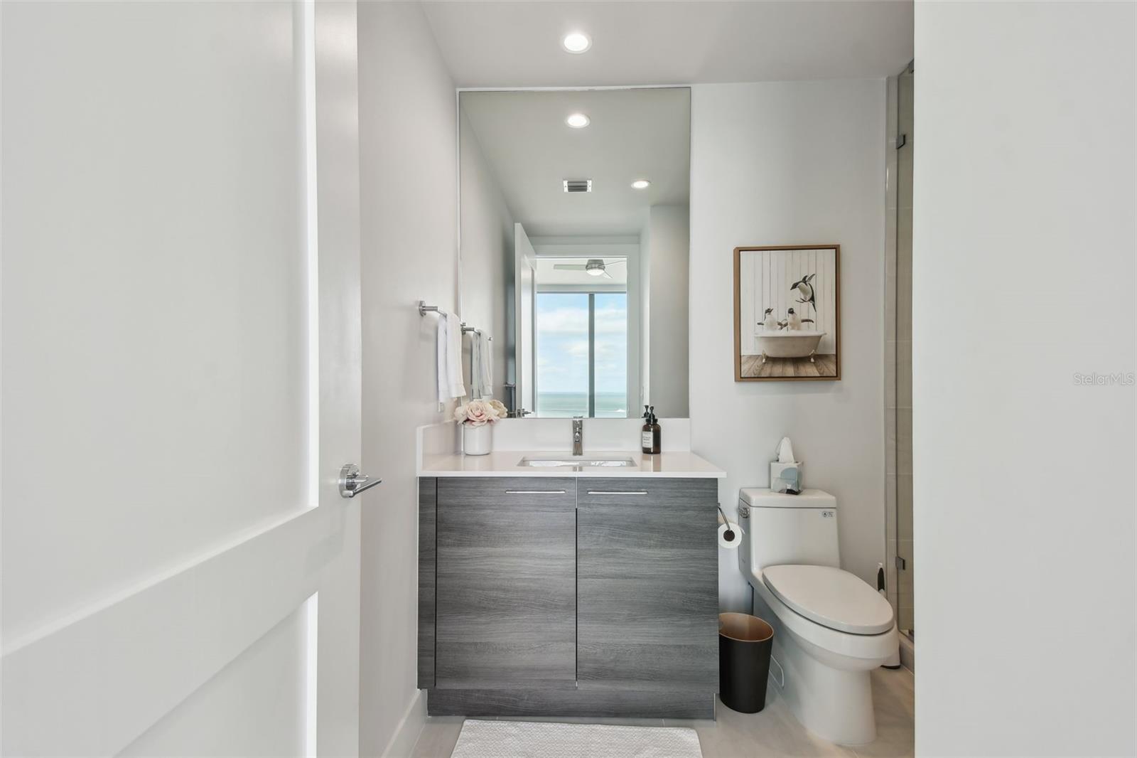 301 1ST ST S #2402, ST PETERSBURG, FL, 33701