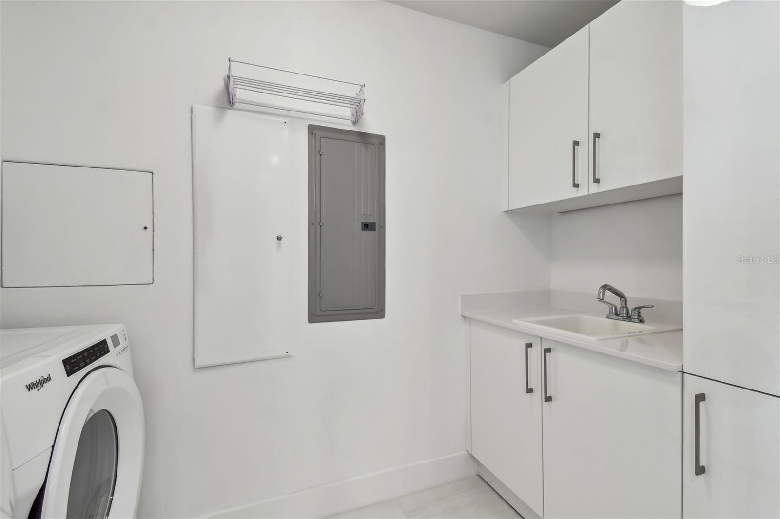 301 1ST ST S #2402, ST PETERSBURG, FL, 33701