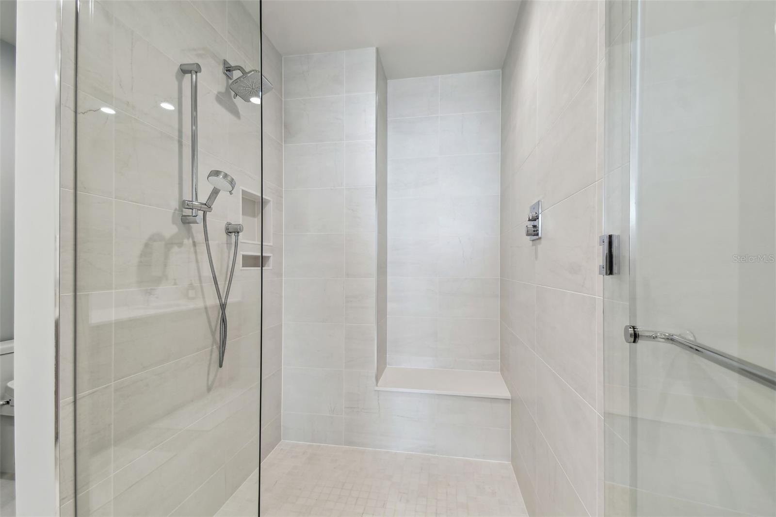 301 1ST ST S #2402, ST PETERSBURG, FL, 33701