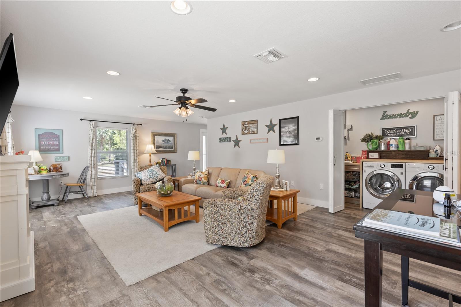 202 LAUREL OAKS RD, NOKOMIS, FL, 34275