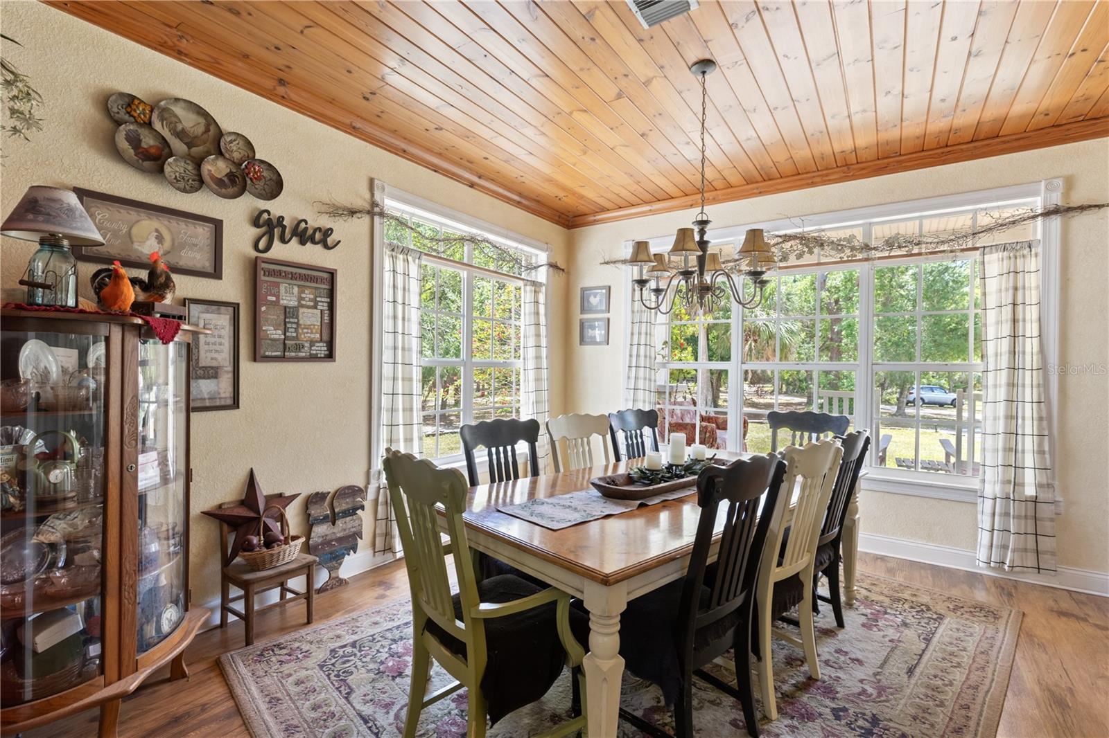 202 LAUREL OAKS RD, NOKOMIS, FL, 34275