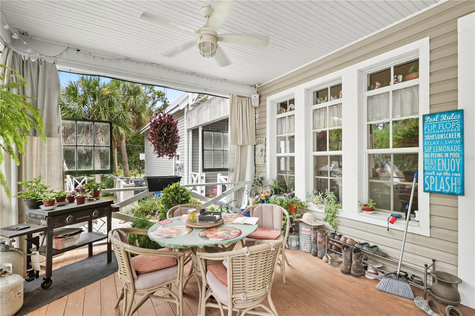 202 LAUREL OAKS RD, NOKOMIS, FL, 34275