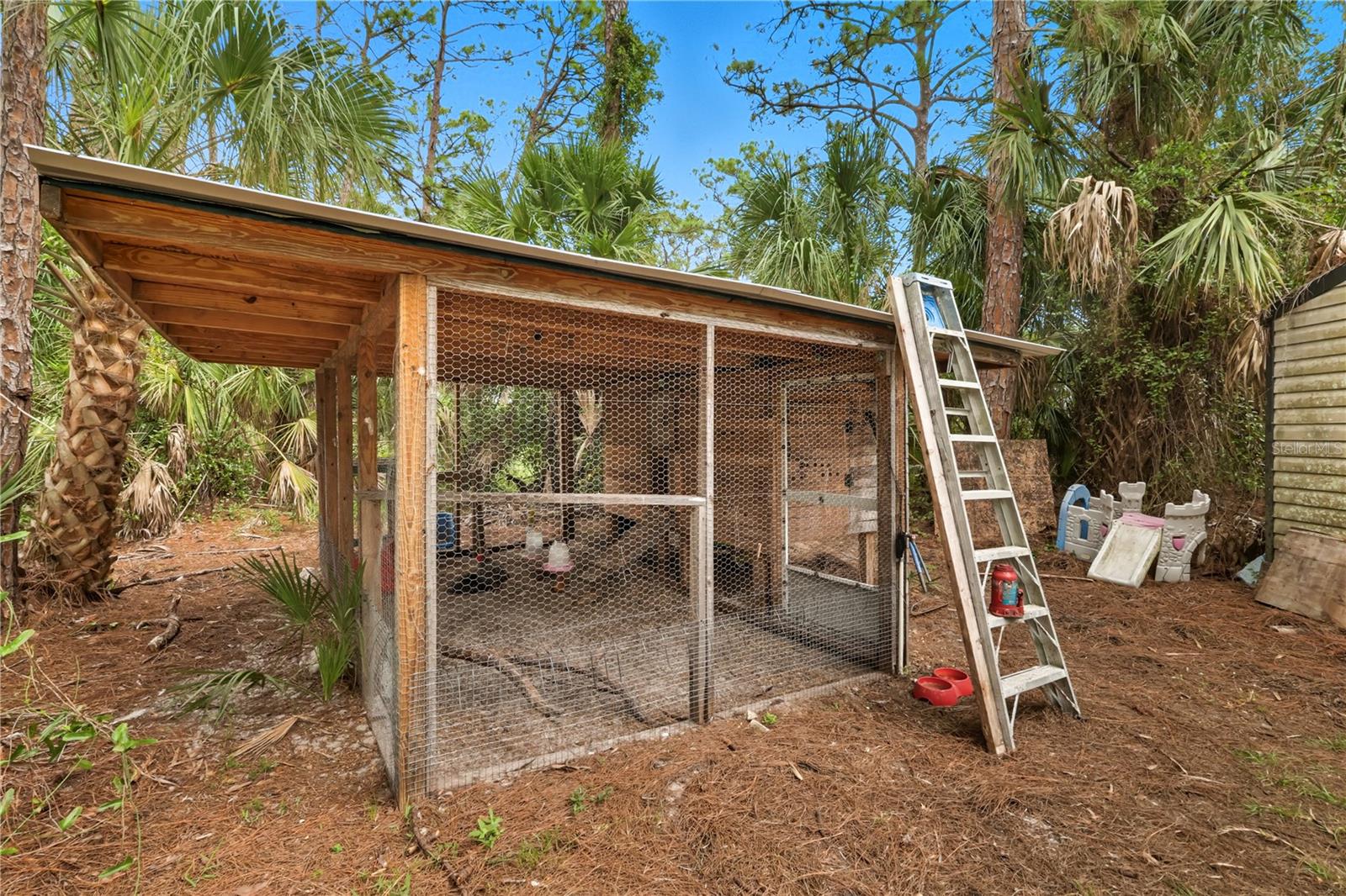 202 LAUREL OAKS RD, NOKOMIS, FL, 34275