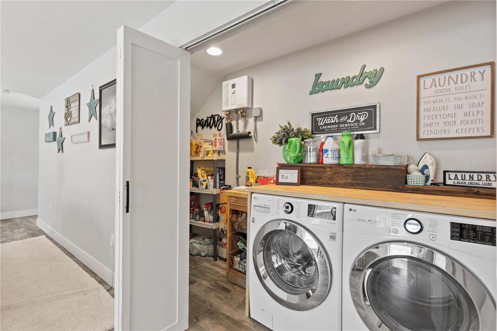 202 LAUREL OAKS RD, NOKOMIS, FL, 34275