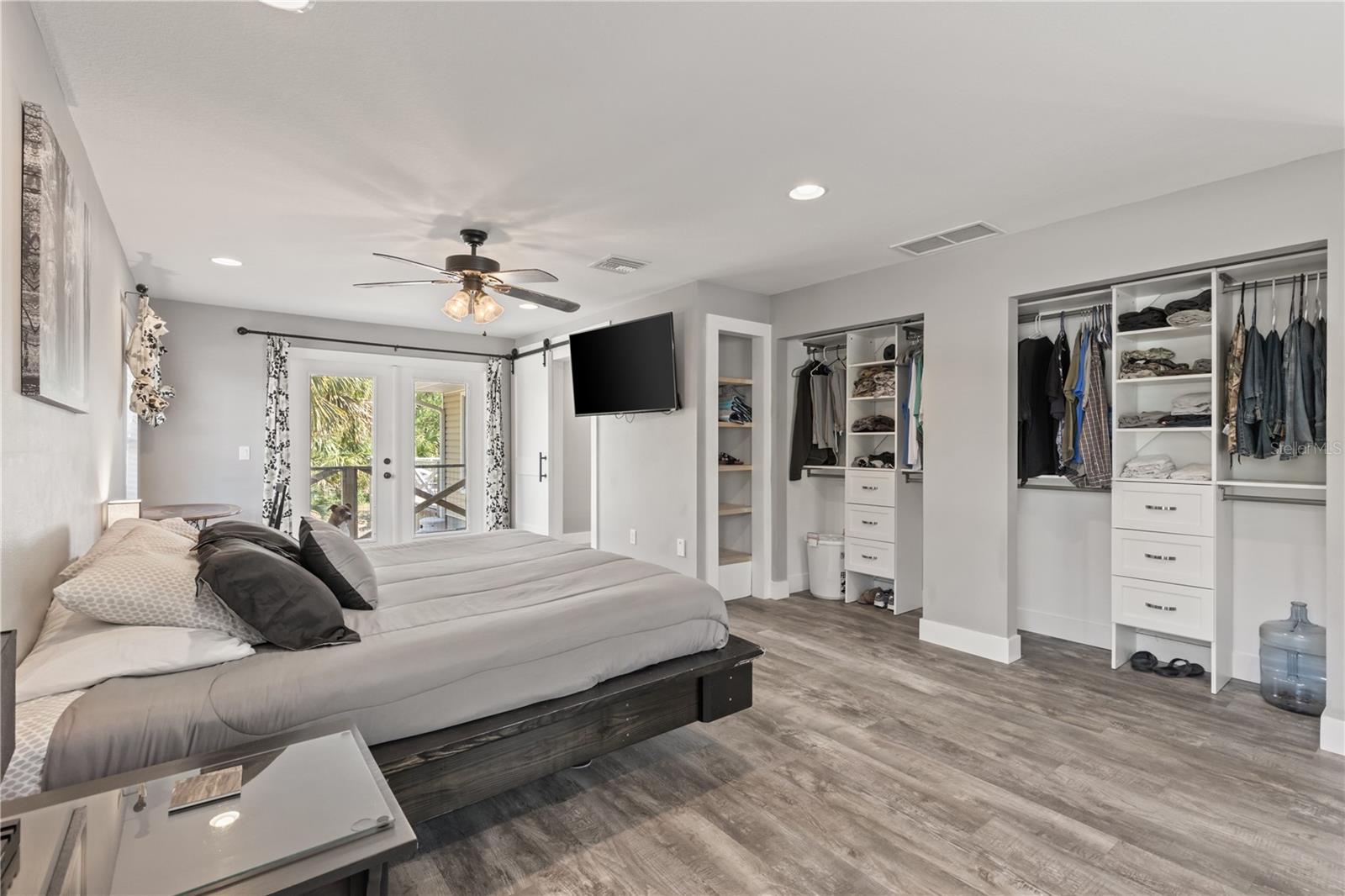 202 LAUREL OAKS RD, NOKOMIS, FL, 34275