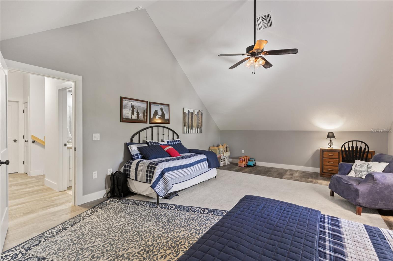 202 LAUREL OAKS RD, NOKOMIS, FL, 34275