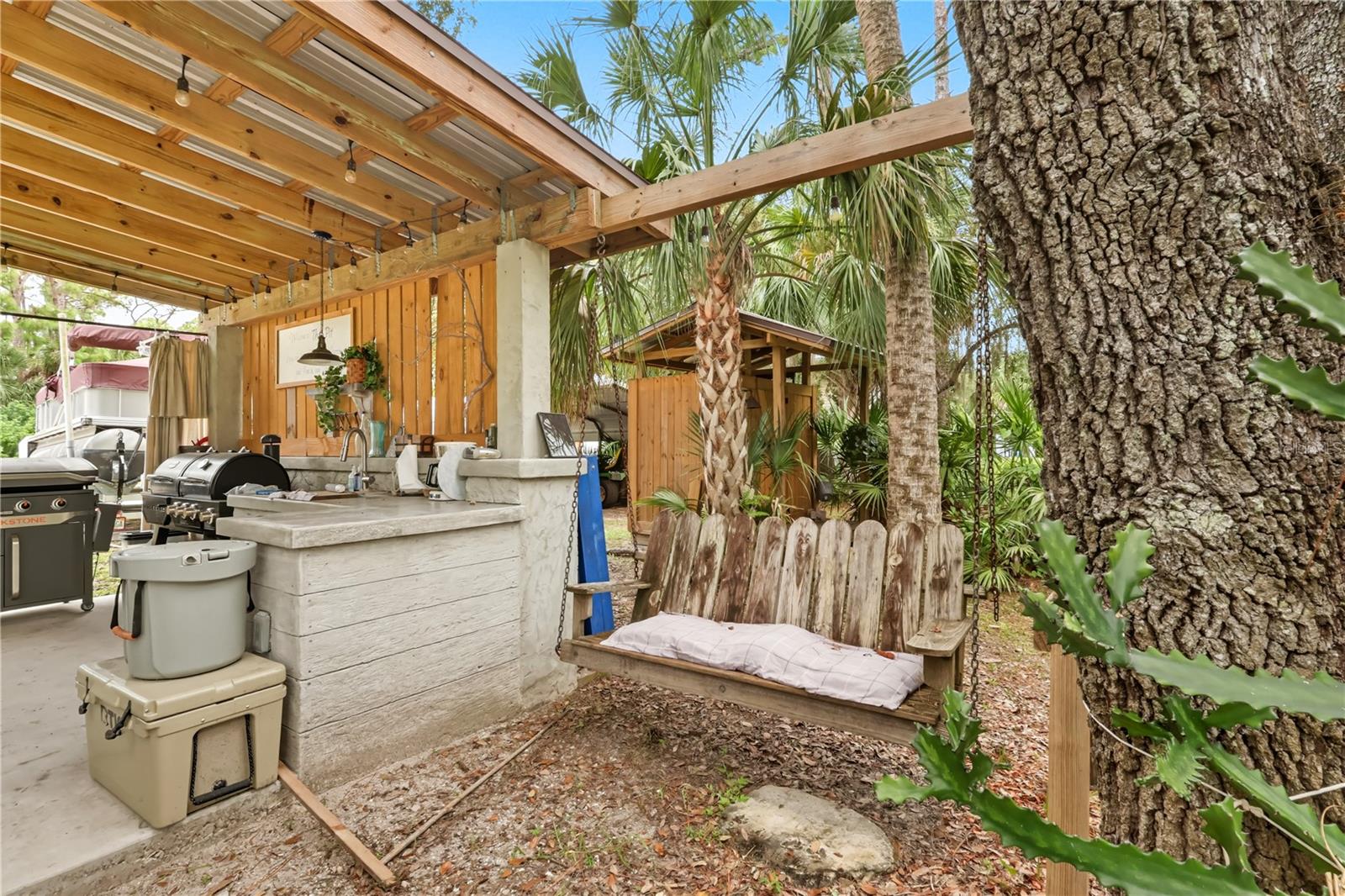 202 LAUREL OAKS RD, NOKOMIS, FL, 34275