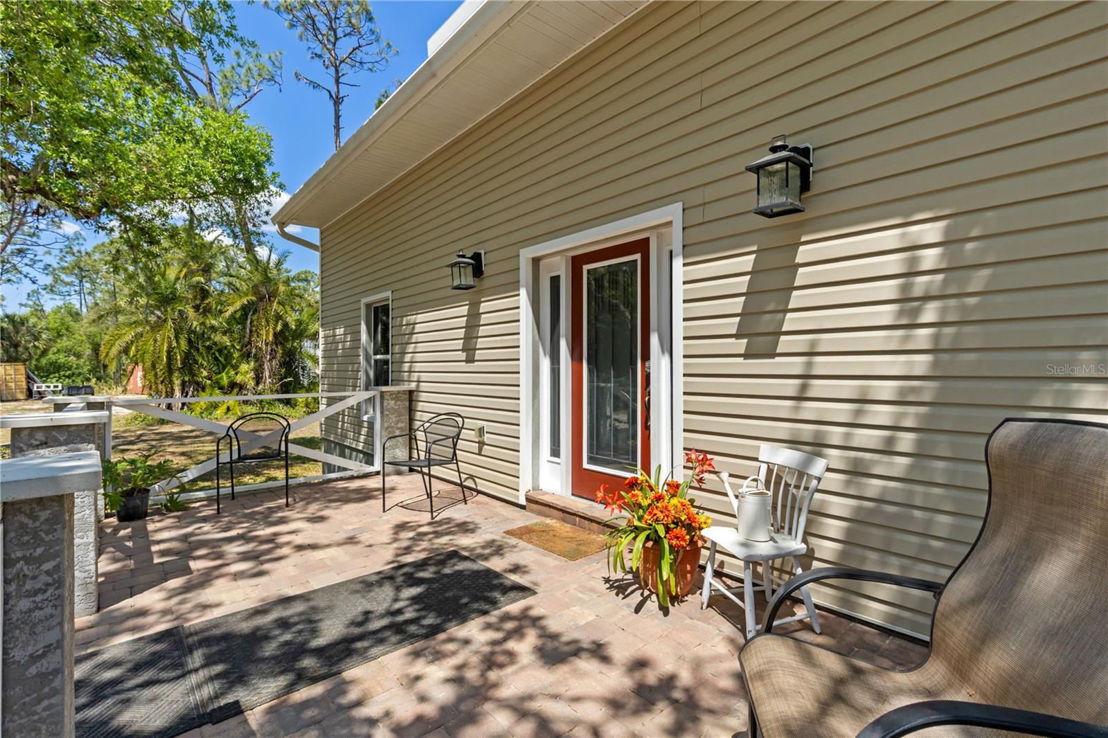 202 LAUREL OAKS RD, NOKOMIS, FL, 34275