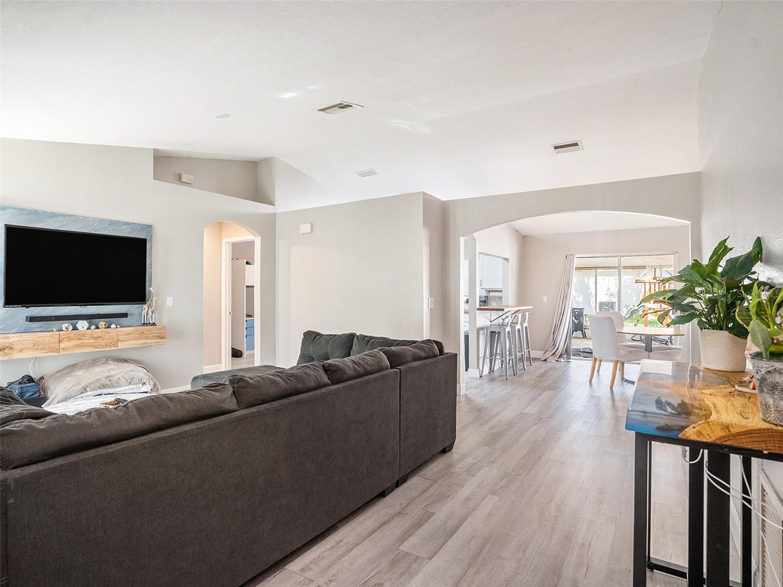 4601 COPPER LN, PLANT CITY, FL, 33566