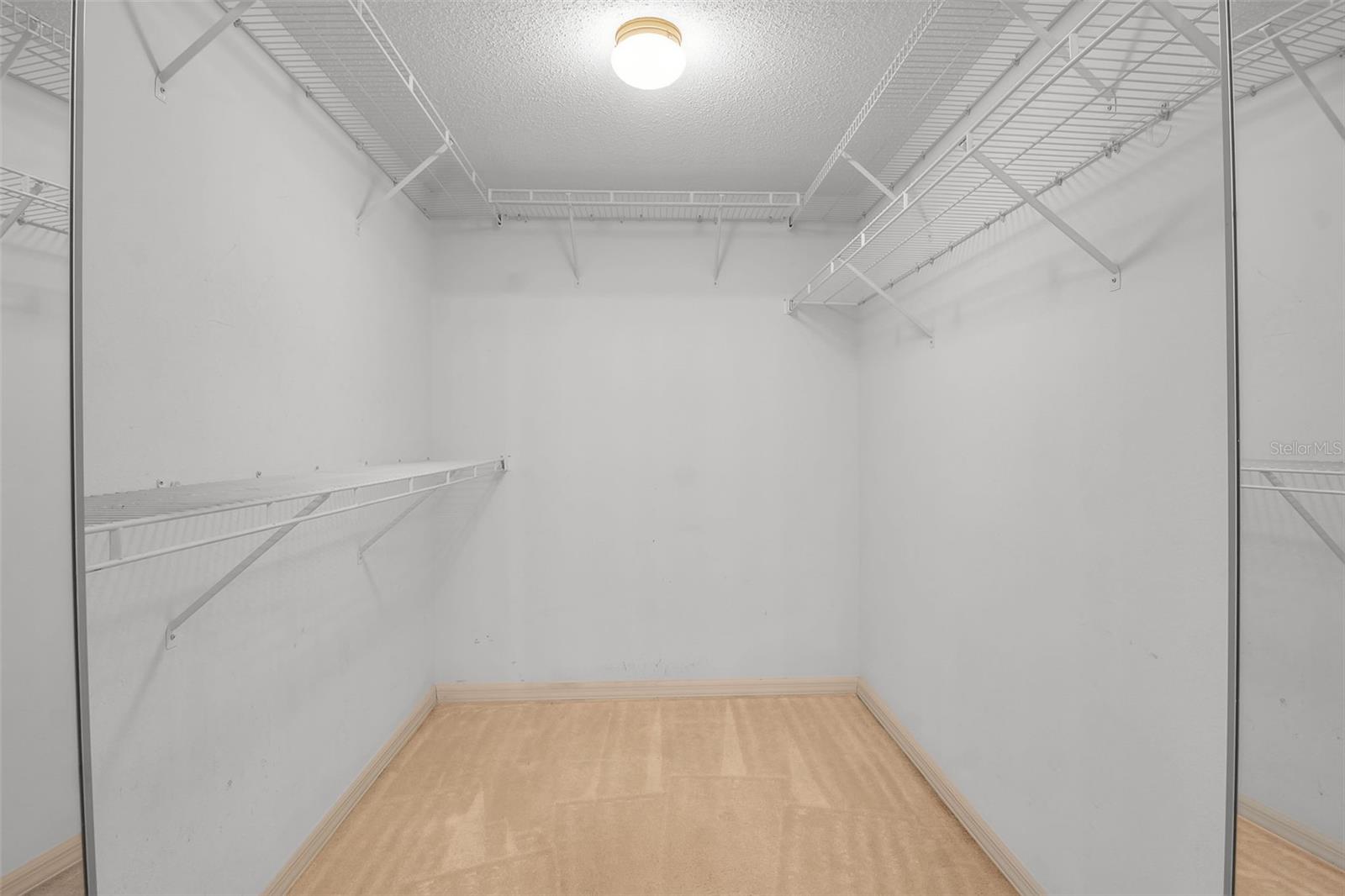 519 CATALINA ISLES CIR, VENICE, FL, 34292