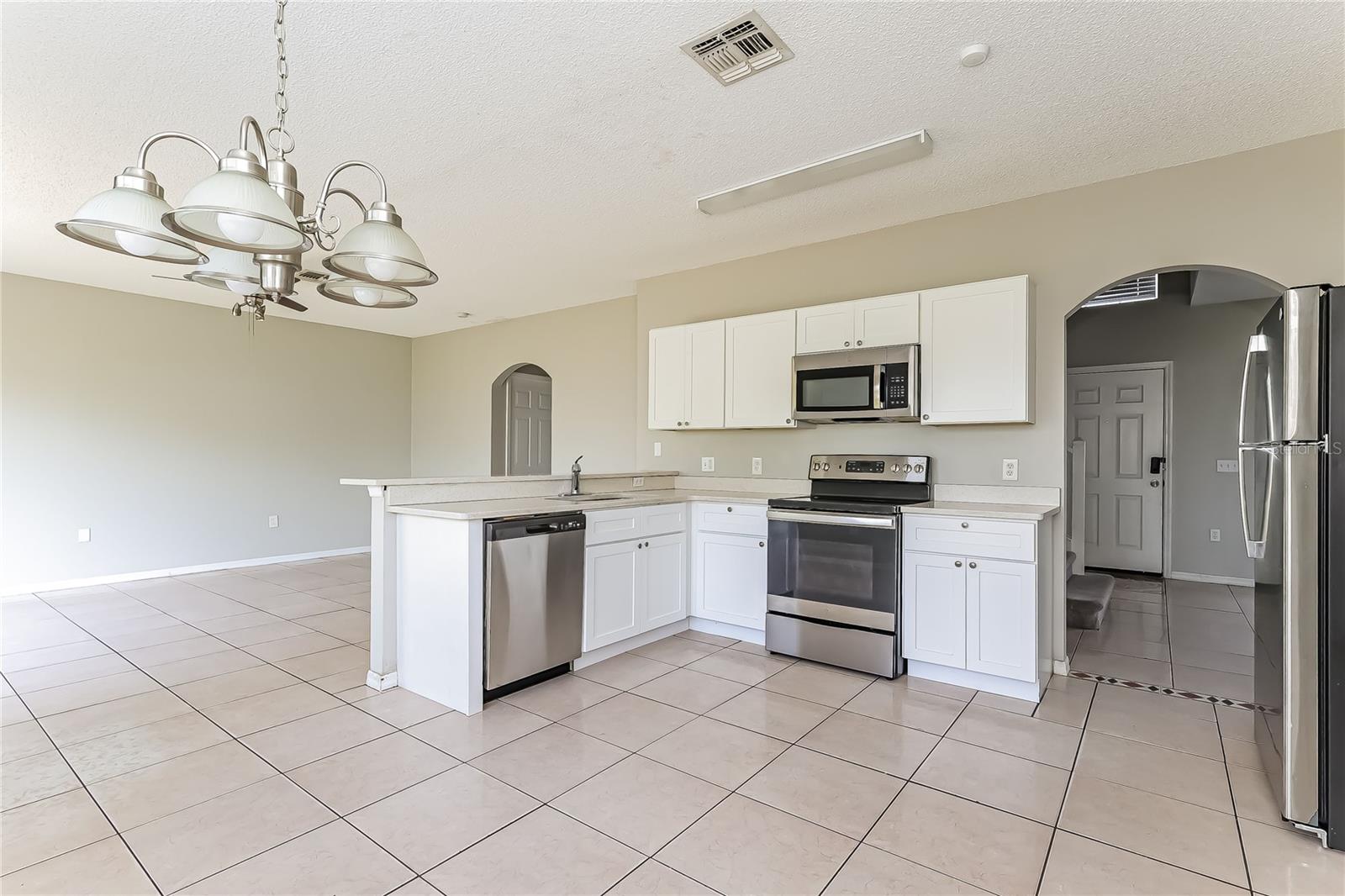 637 S DELMONTE CT, KISSIMMEE, FL, 34758