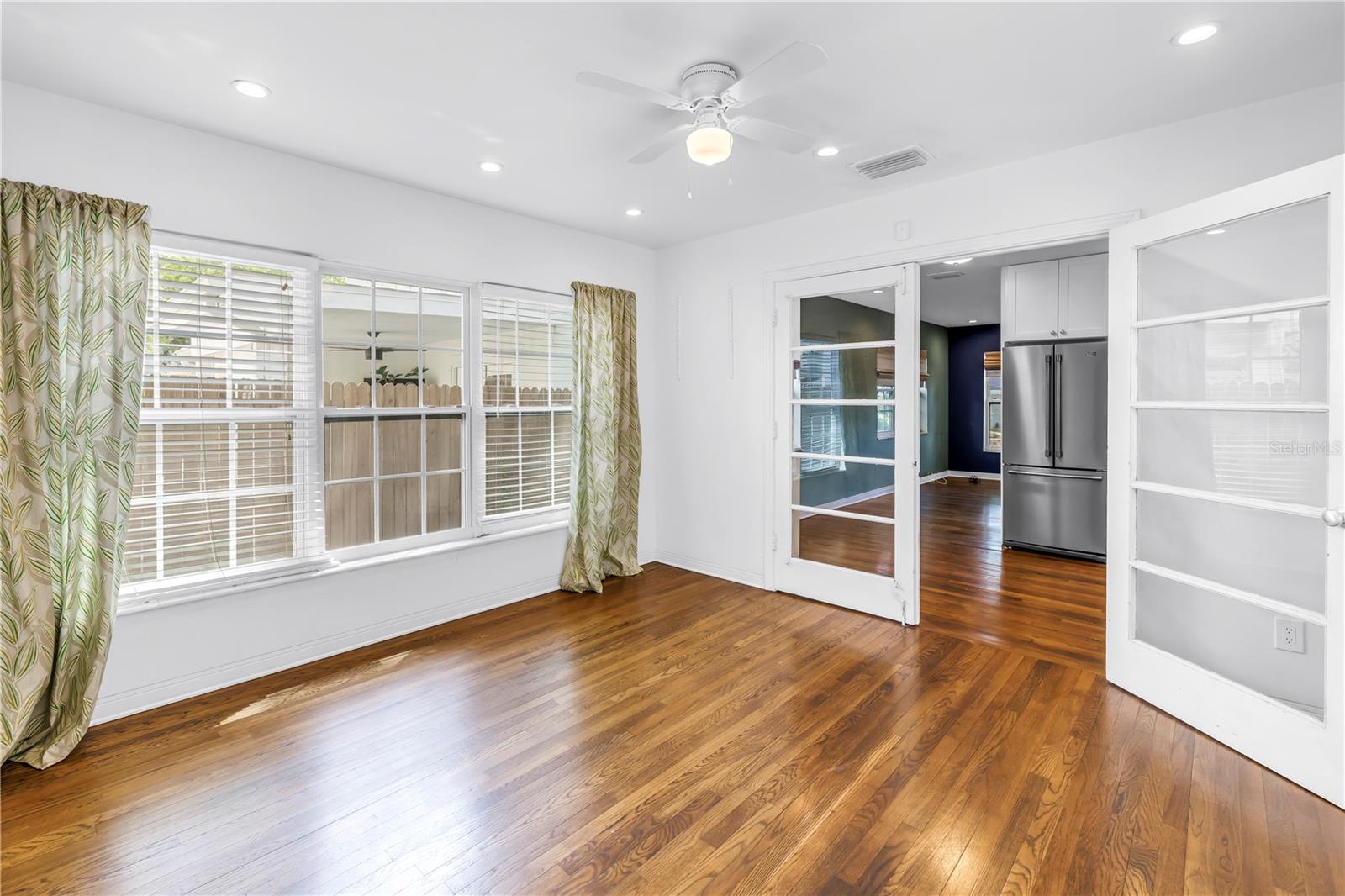 2111 14TH ST N, ST PETERSBURG, FL, 33703