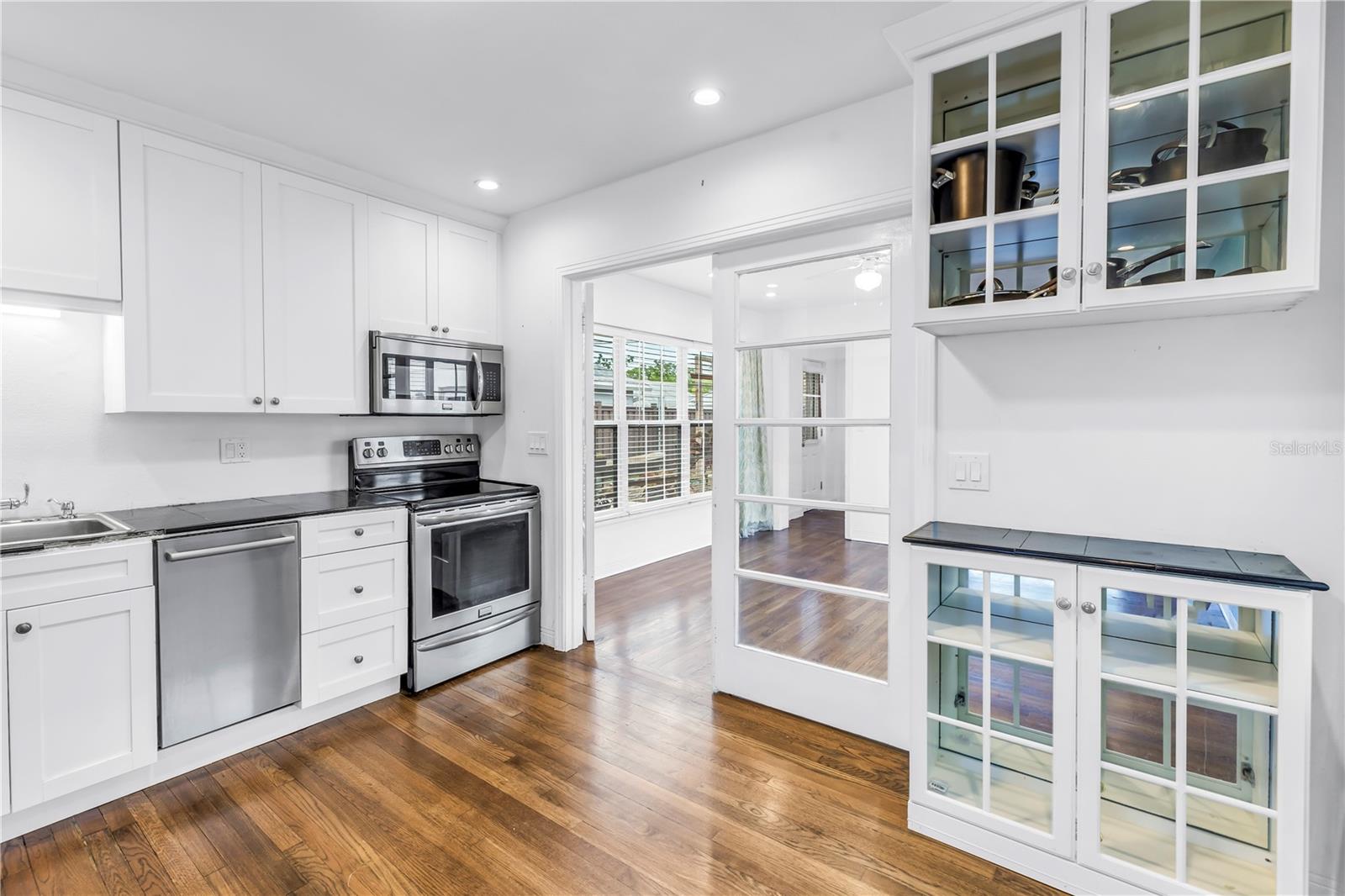 2111 14TH ST N, ST PETERSBURG, FL, 33703