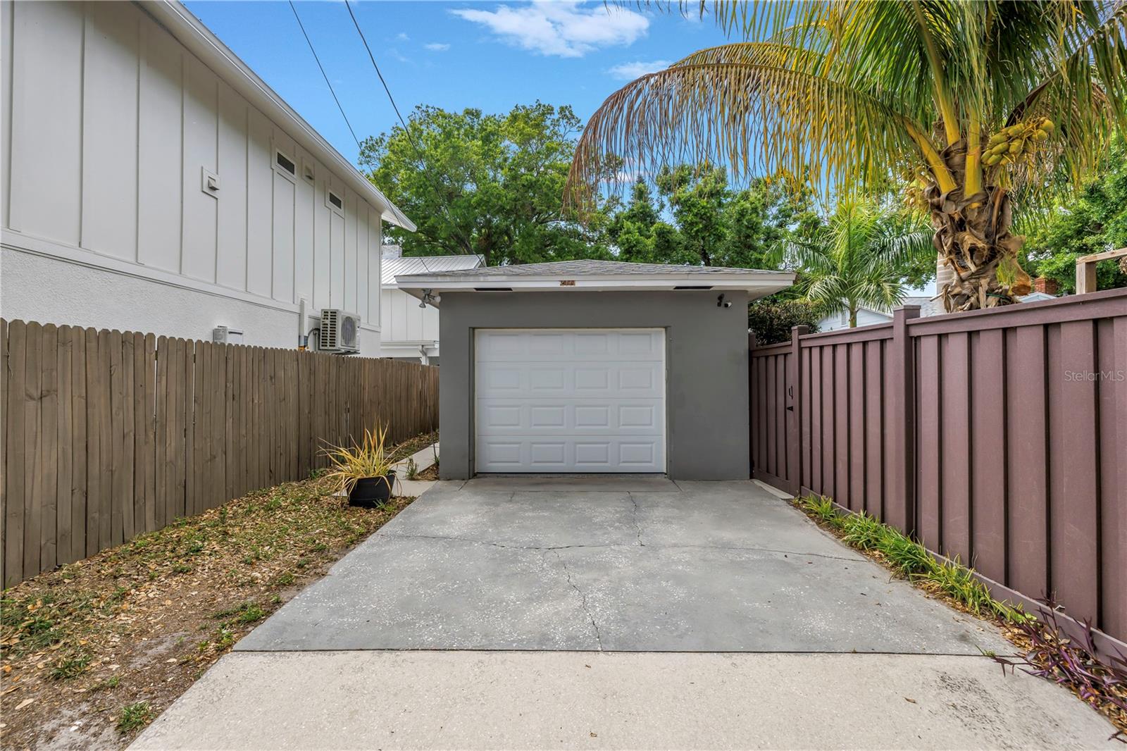 2111 14TH ST N, ST PETERSBURG, FL, 33703