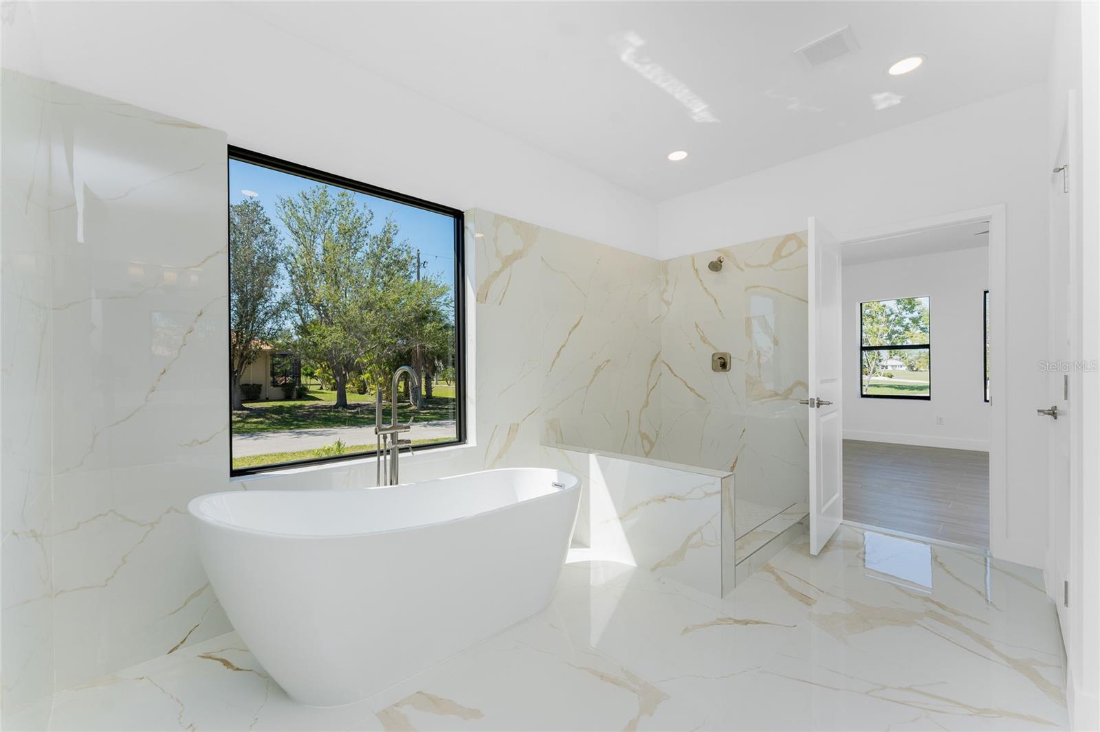 24294 SANTA INEZ RD, PUNTA GORDA, FL, 33955