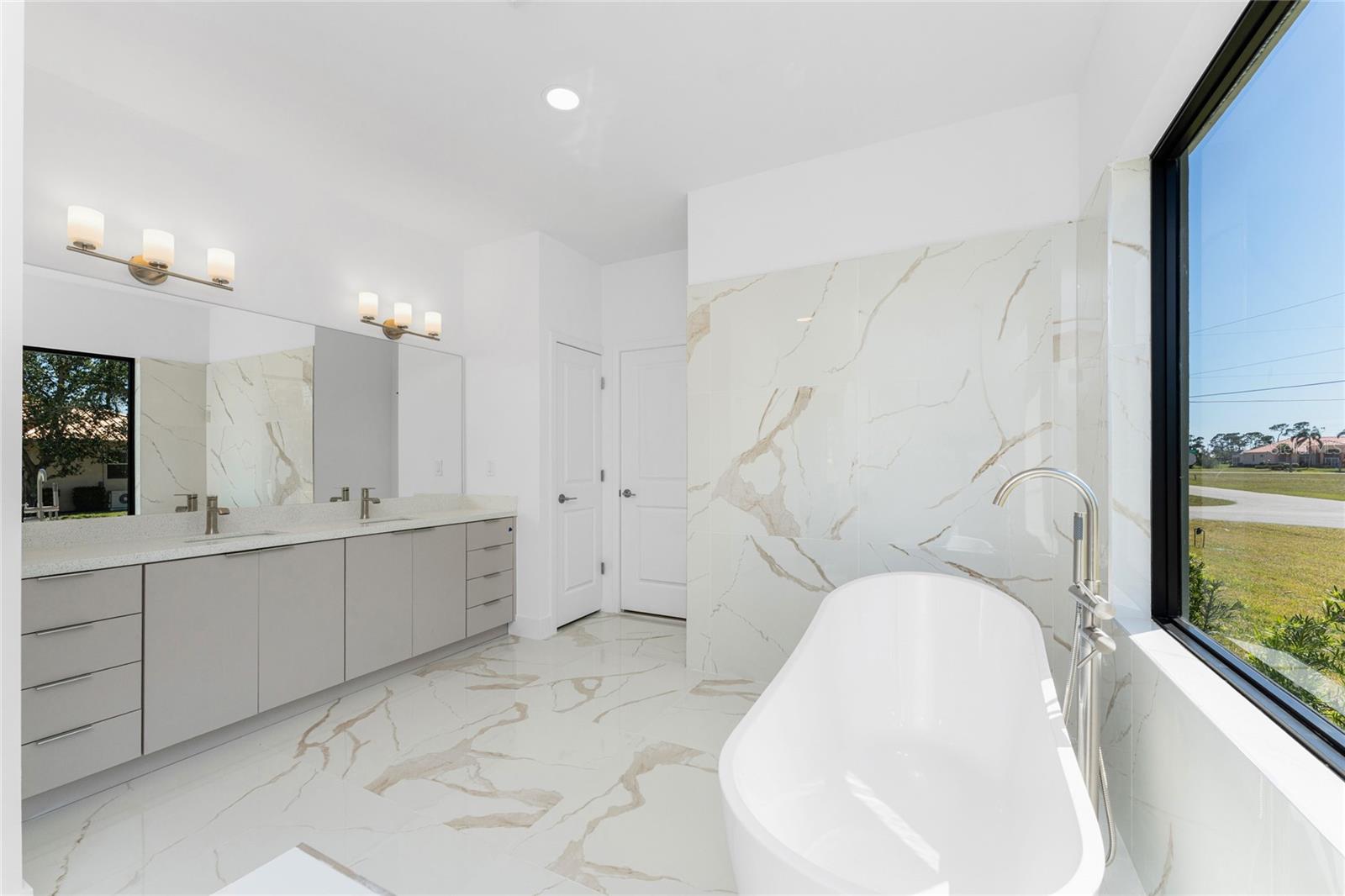 24294 SANTA INEZ RD, PUNTA GORDA, FL, 33955