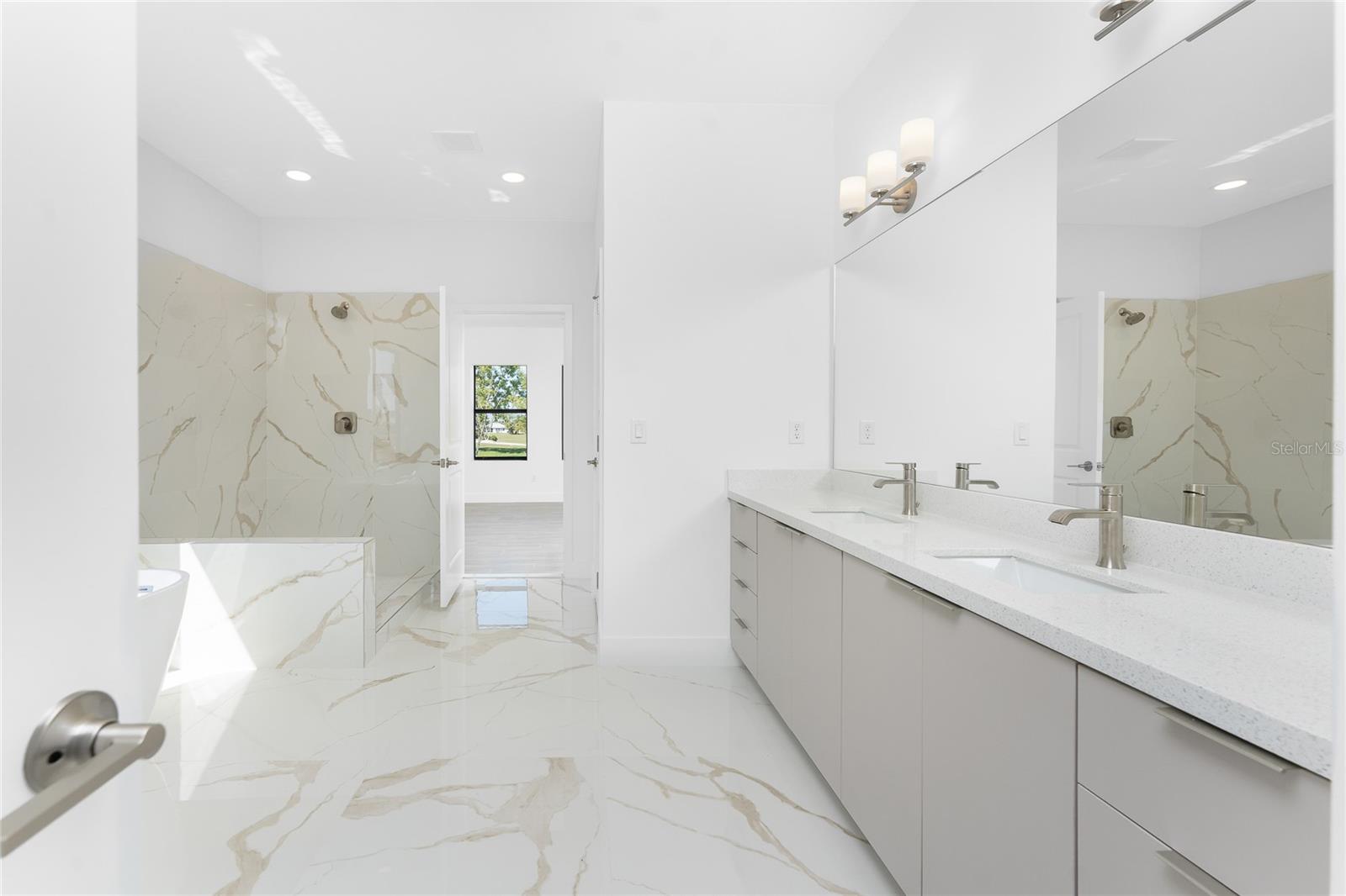 24294 SANTA INEZ RD, PUNTA GORDA, FL, 33955