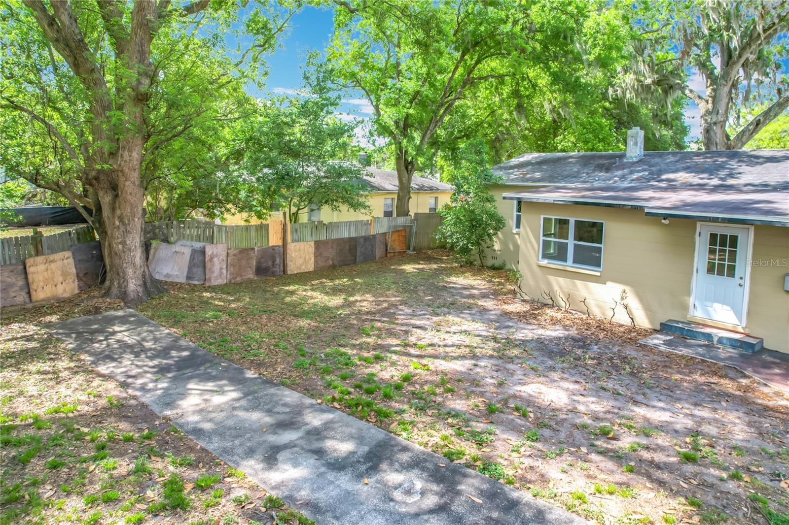 320 S ELM RD, LAKELAND, FL, 33801
