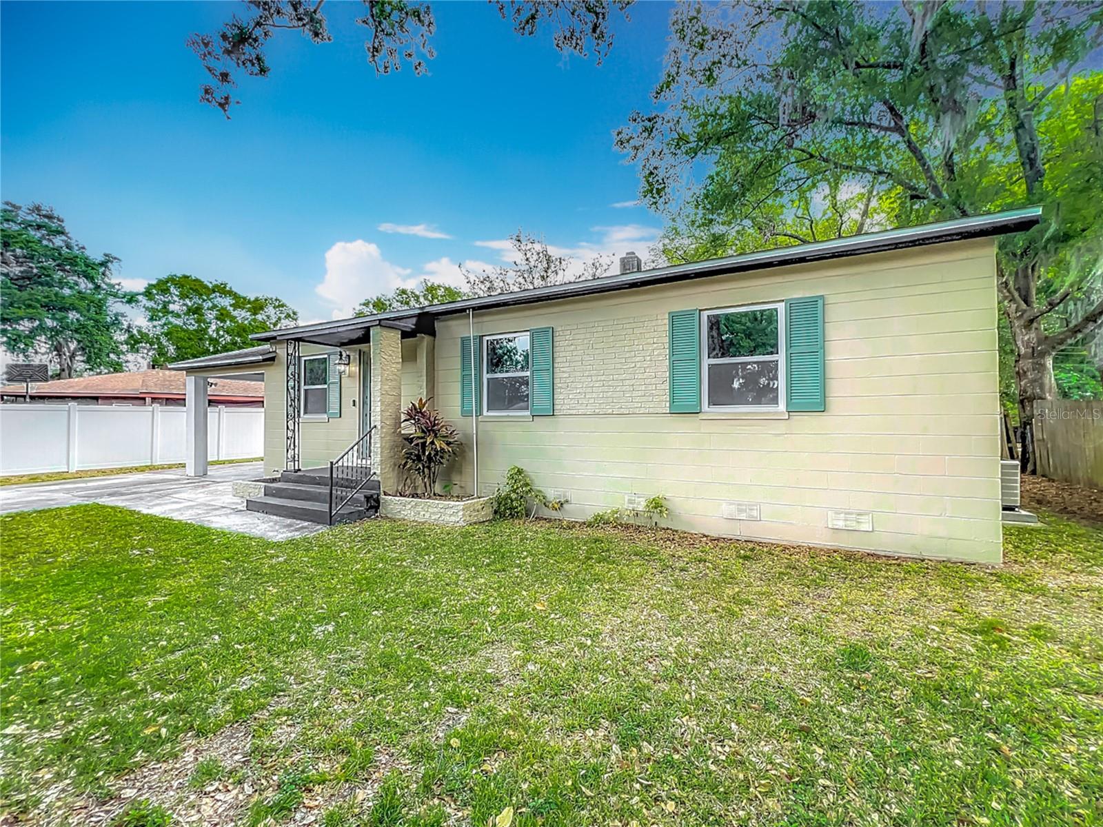320 S ELM RD, LAKELAND, FL, 33801