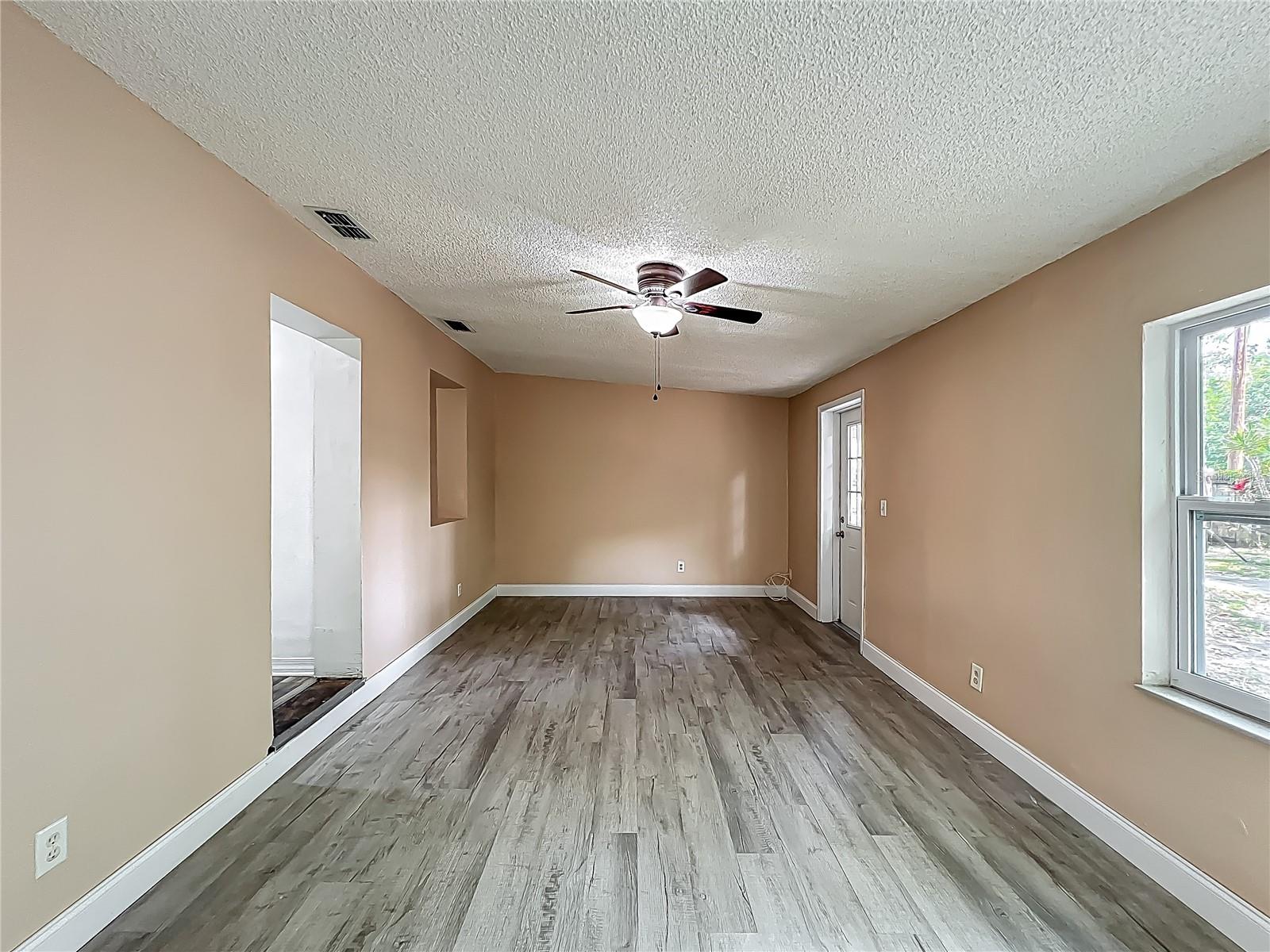 320 S ELM RD, LAKELAND, FL, 33801