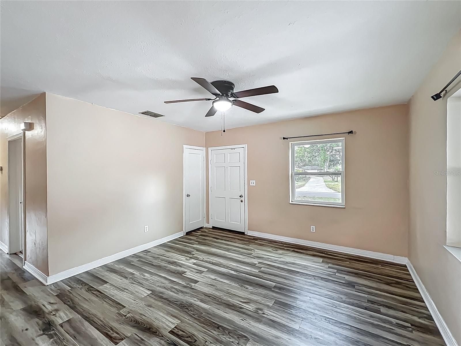320 S ELM RD, LAKELAND, FL, 33801