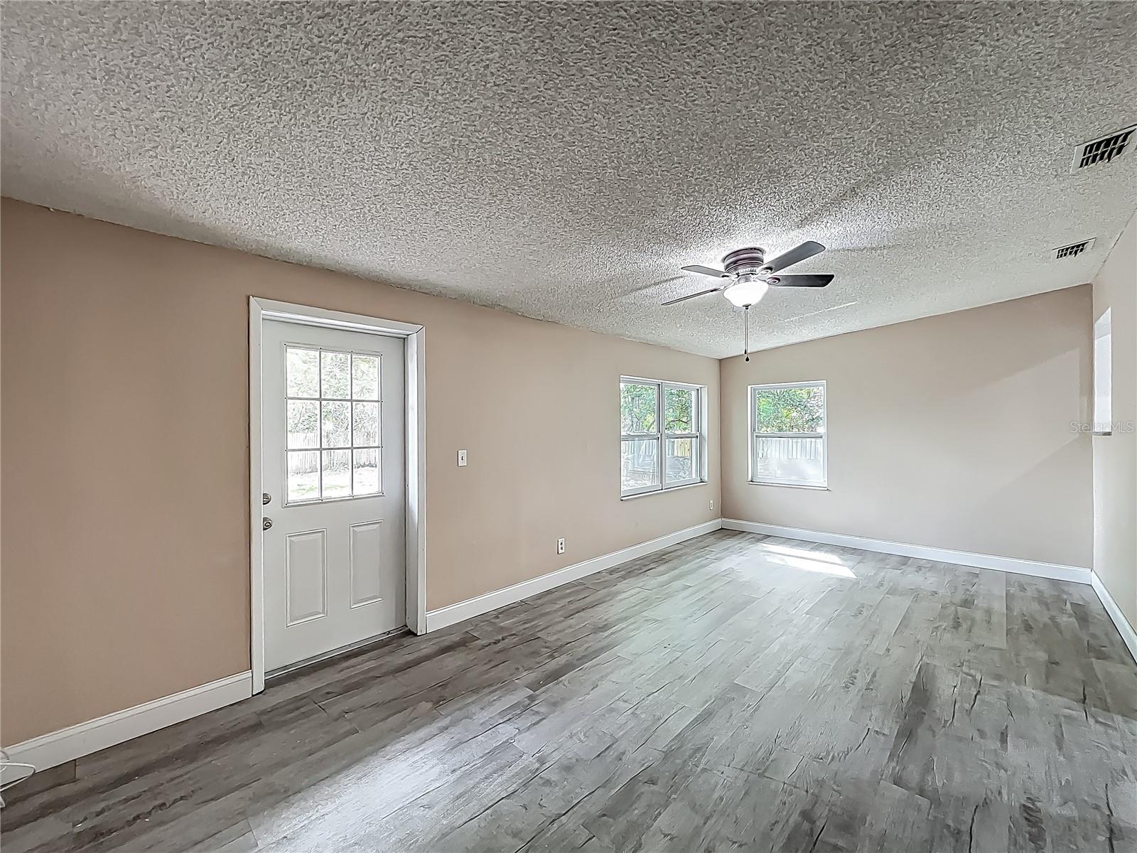 320 S ELM RD, LAKELAND, FL, 33801