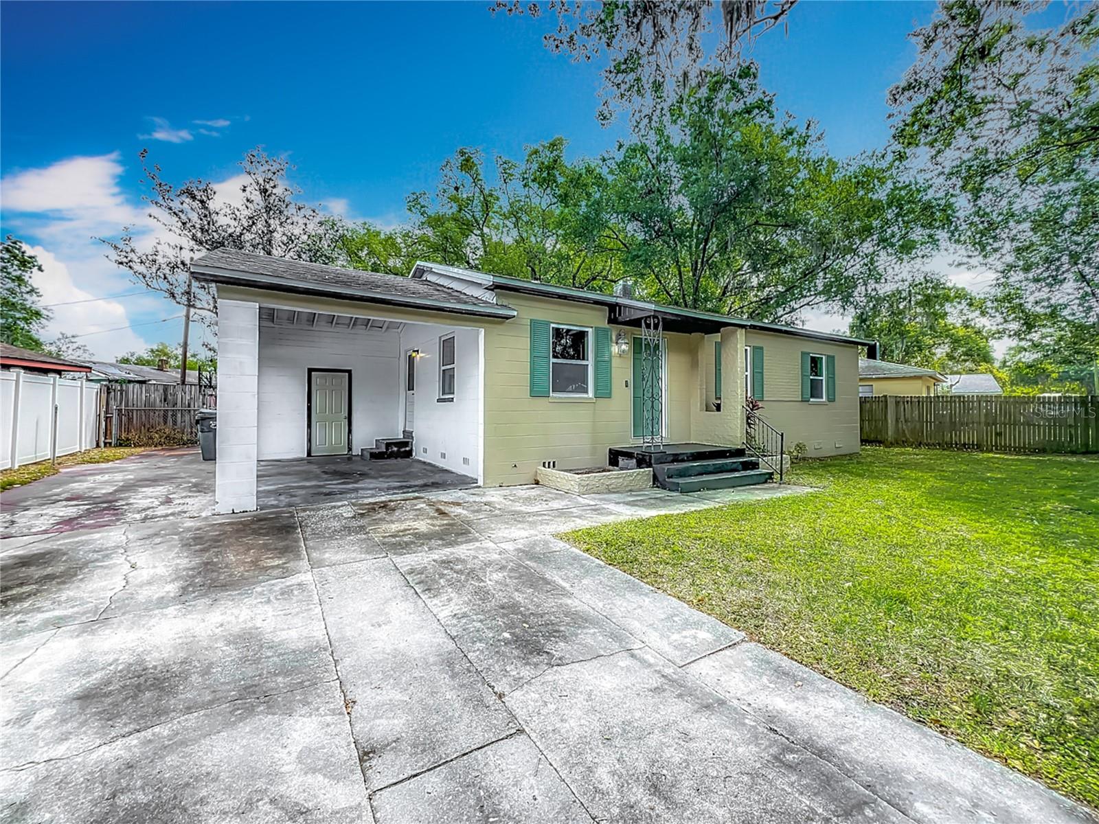320 S ELM RD, LAKELAND, FL, 33801