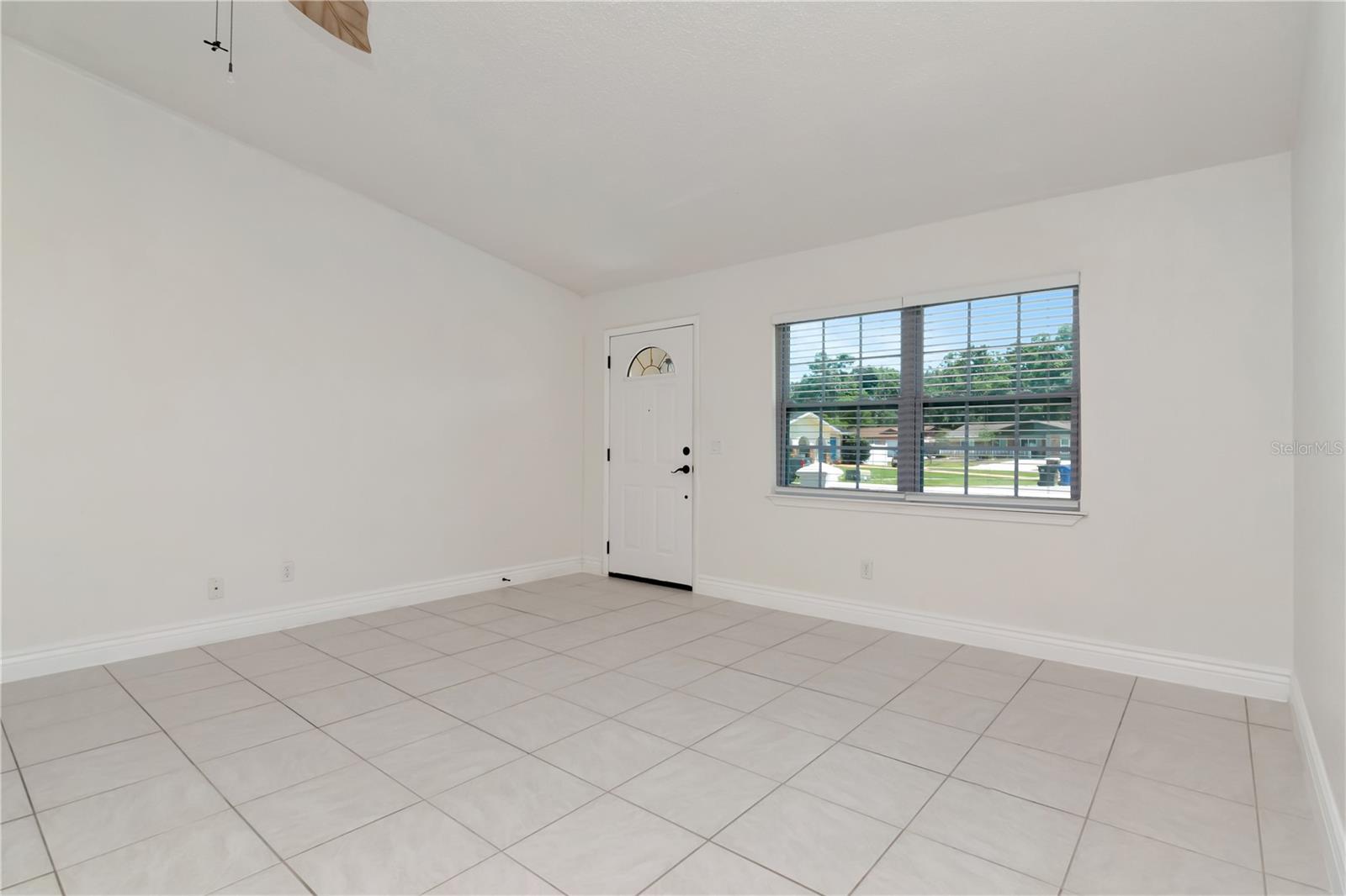 10705 KNOLLSWAY CT, TAMPA, FL, 33625