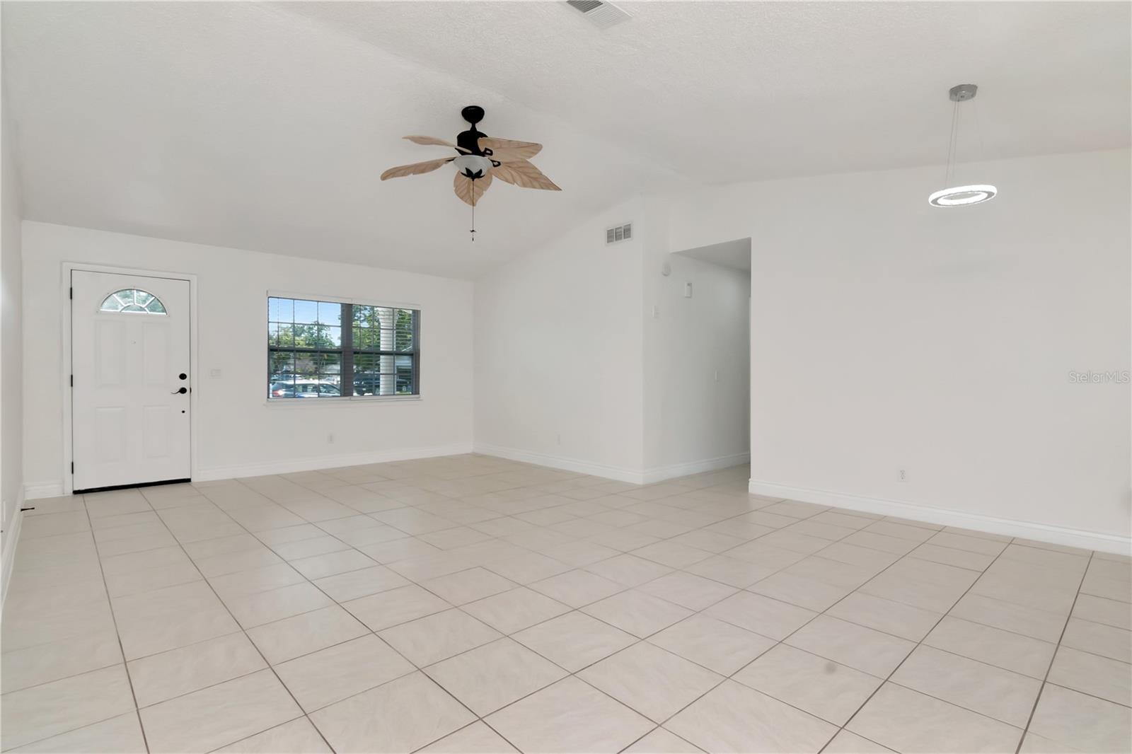 10705 KNOLLSWAY CT, TAMPA, FL, 33625
