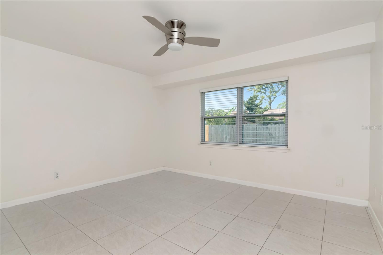 10705 KNOLLSWAY CT, TAMPA, FL, 33625