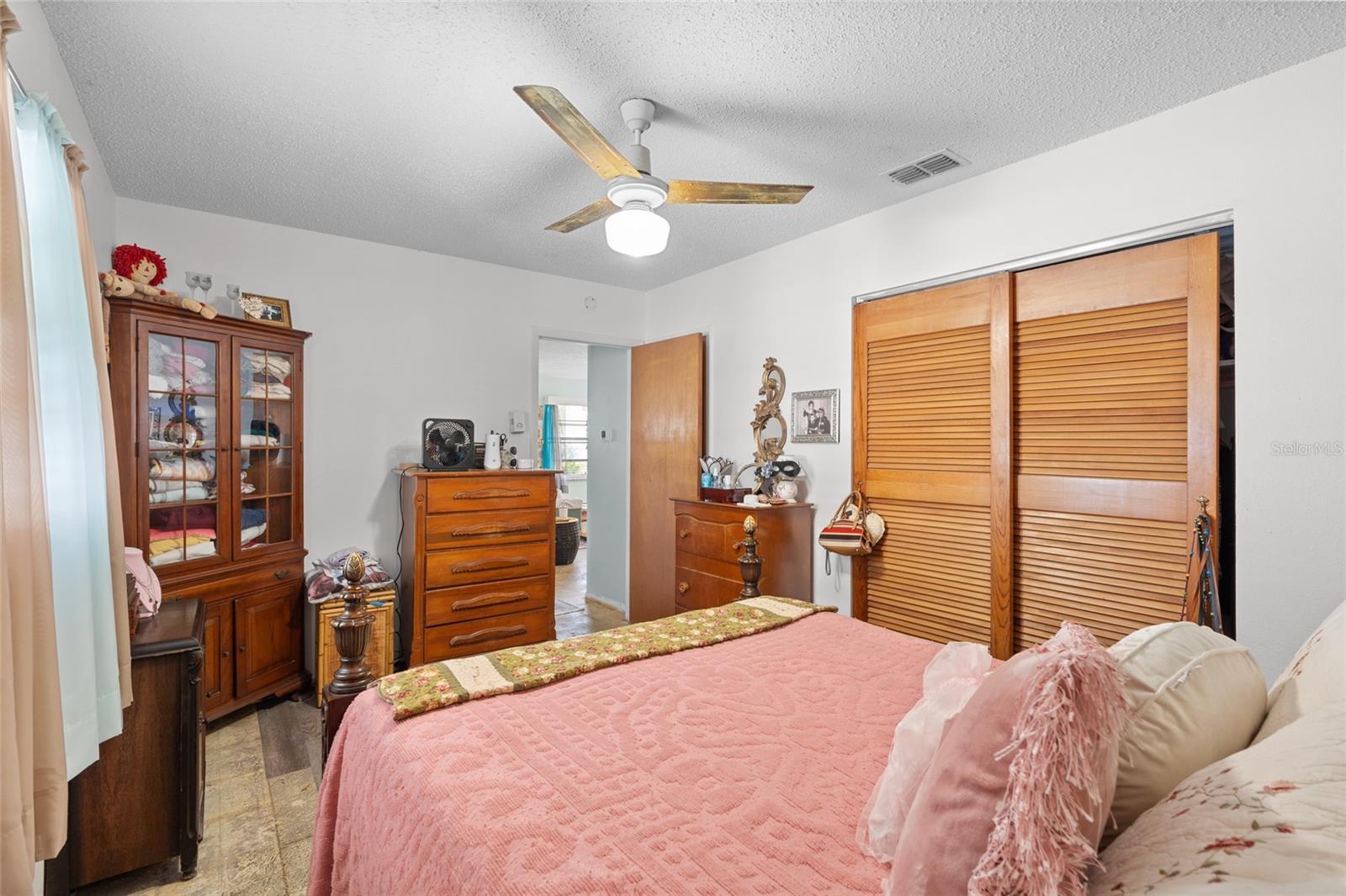 1021 11TH AVE NW, LARGO, FL, 33770