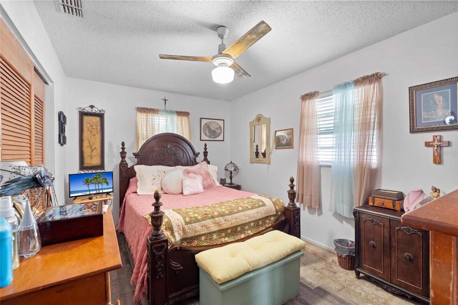 1021 11TH AVE NW, LARGO, FL, 33770