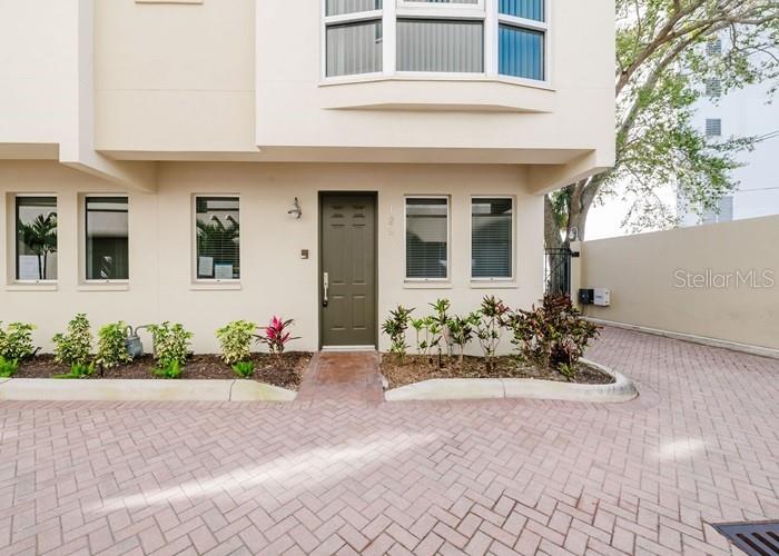 235 COCOANUT AVE #129E, SARASOTA, FL, 34236