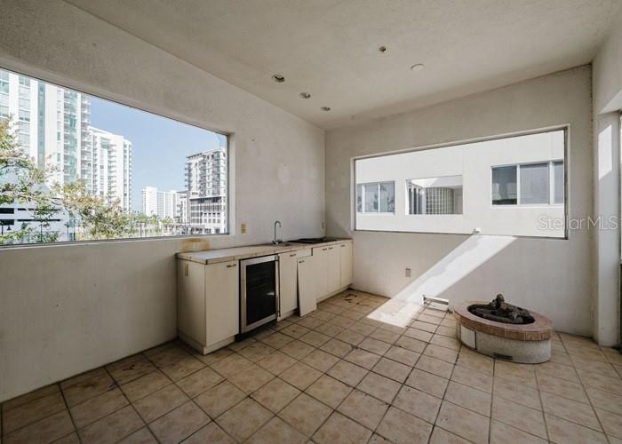 235 COCOANUT AVE #129E, SARASOTA, FL, 34236