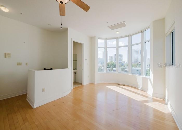 235 COCOANUT AVE #129E, SARASOTA, FL, 34236