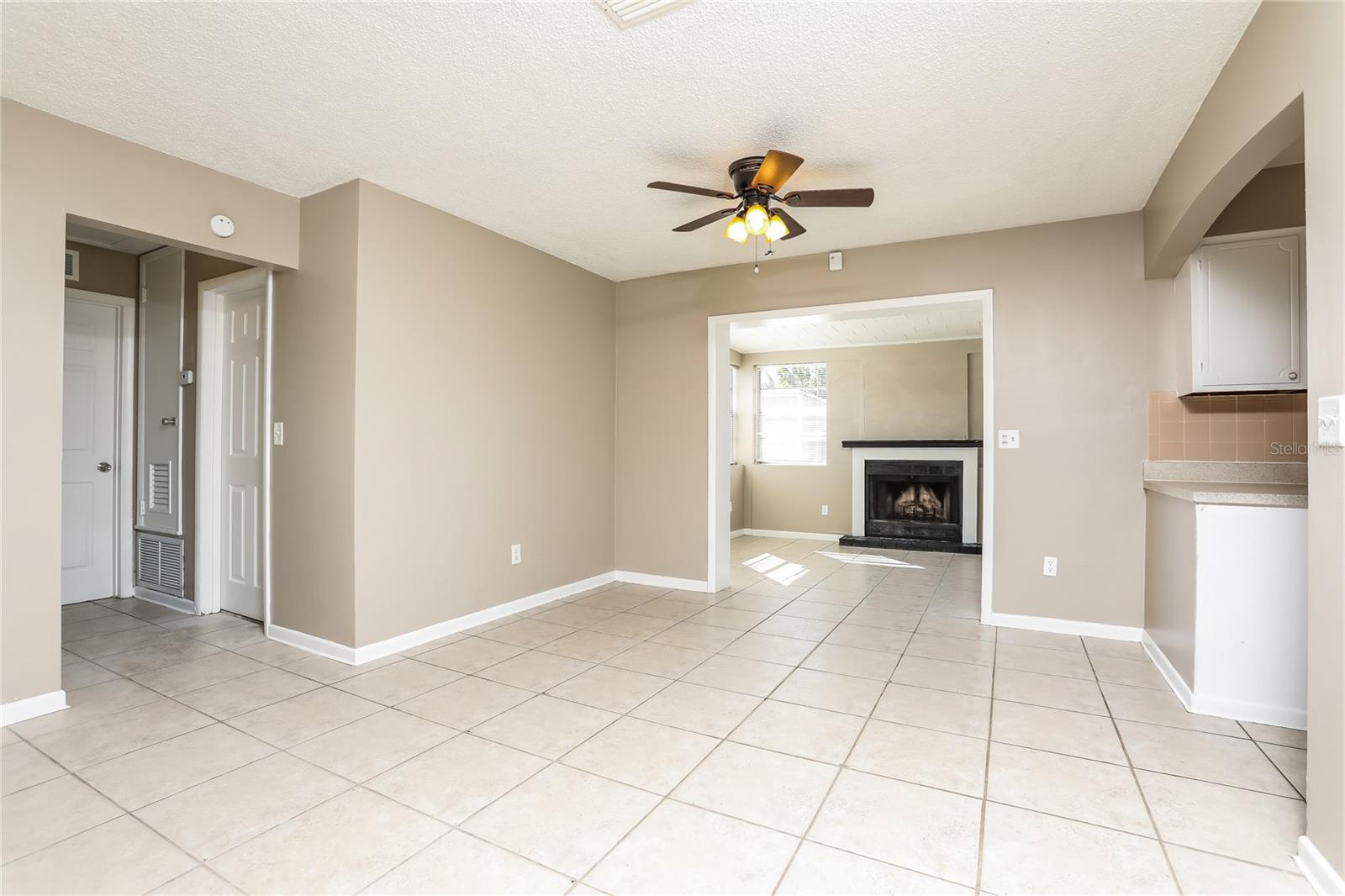 1096 GERONA AVE, DELTONA, FL, 32725