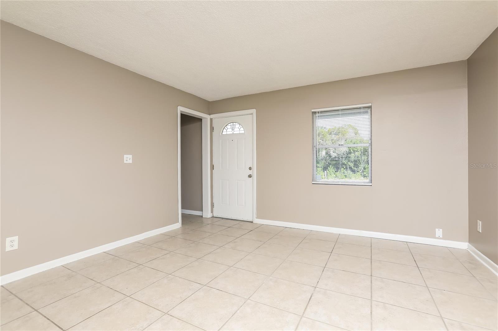 1096 GERONA AVE, DELTONA, FL, 32725