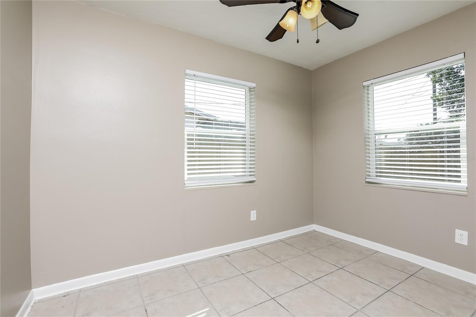 1096 GERONA AVE, DELTONA, FL, 32725