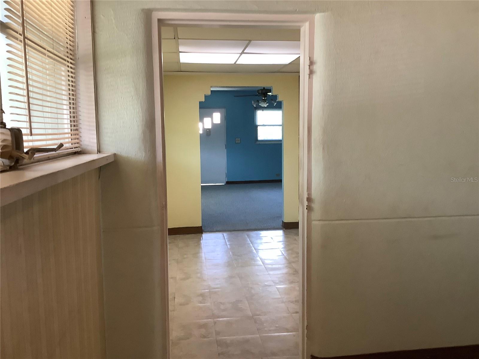 2001 E POWHATAN AVE, TAMPA, FL, 33610