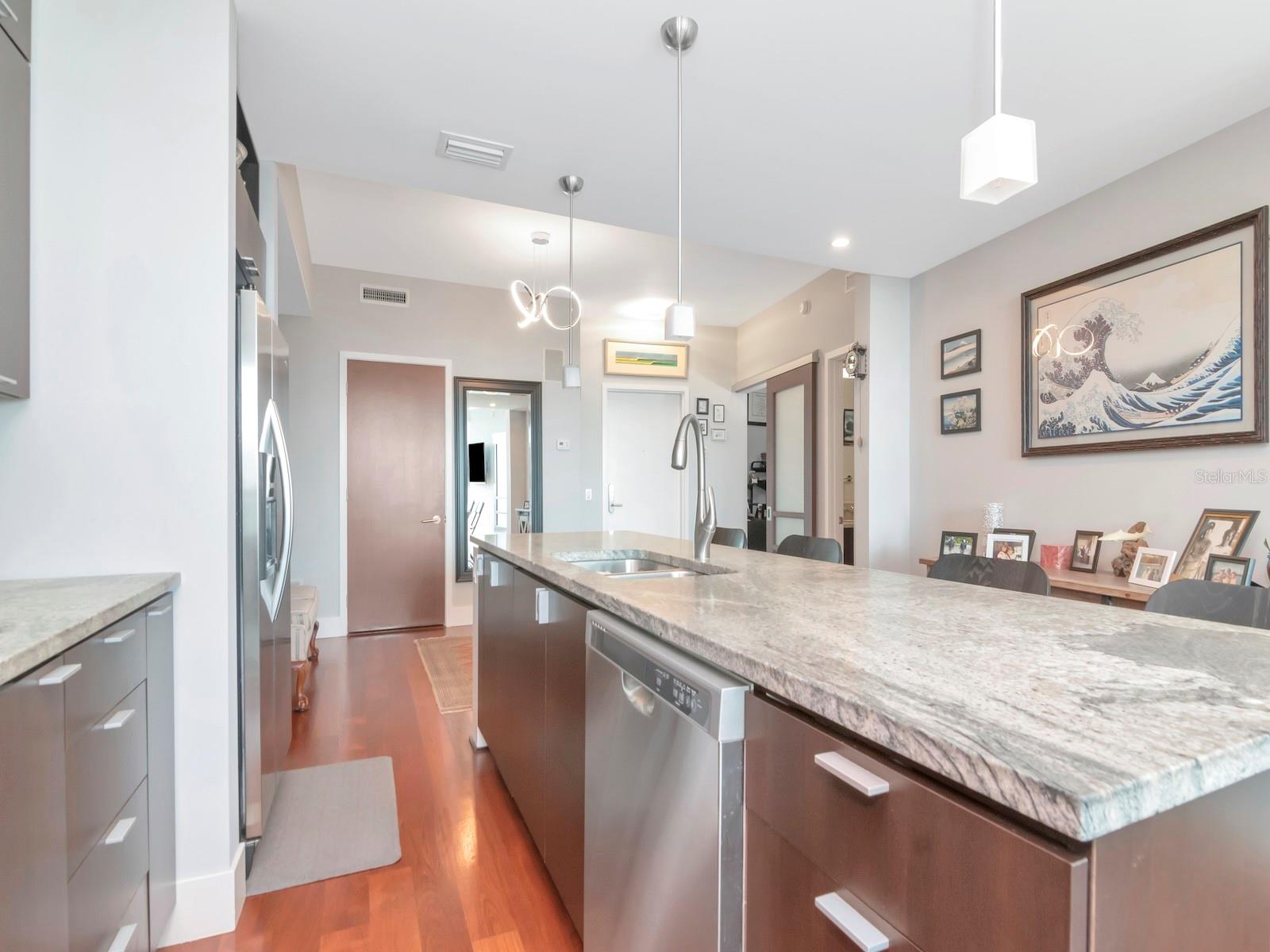 912 CHANNELSIDE DR #2501, TAMPA, FL, 33602