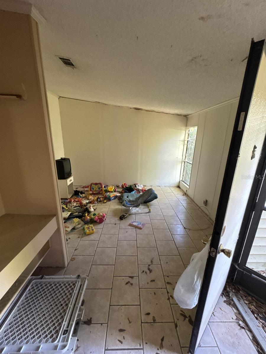 8906 TURKEY CREEK RD, PLANT CITY, FL, 33567