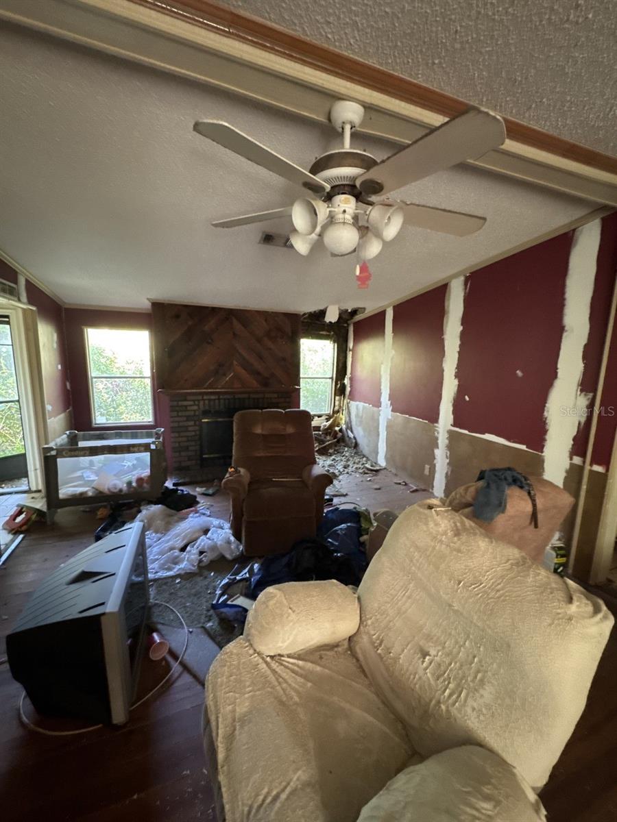 8906 TURKEY CREEK RD, PLANT CITY, FL, 33567