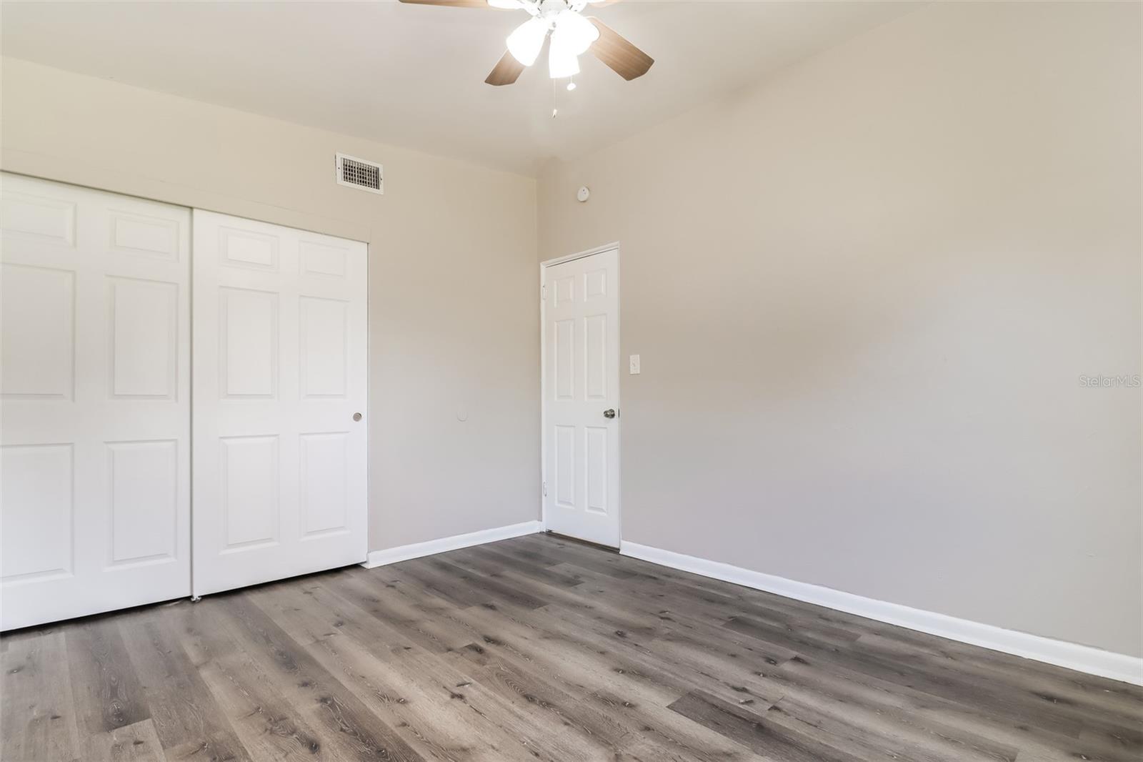 6464 82ND AVE N, PINELLAS PARK, FL, 33781